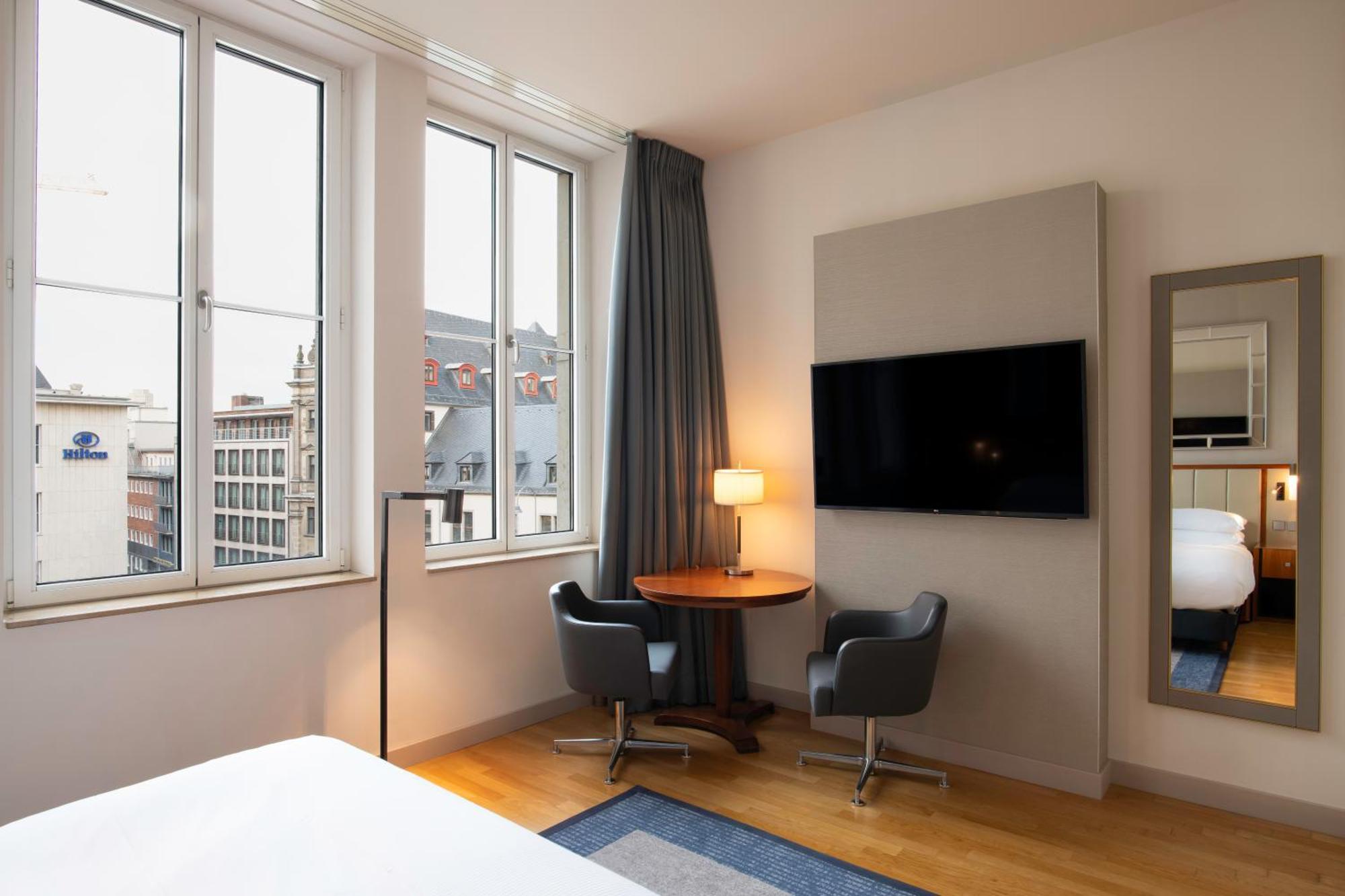 Zimmer mit Kingsize Bett