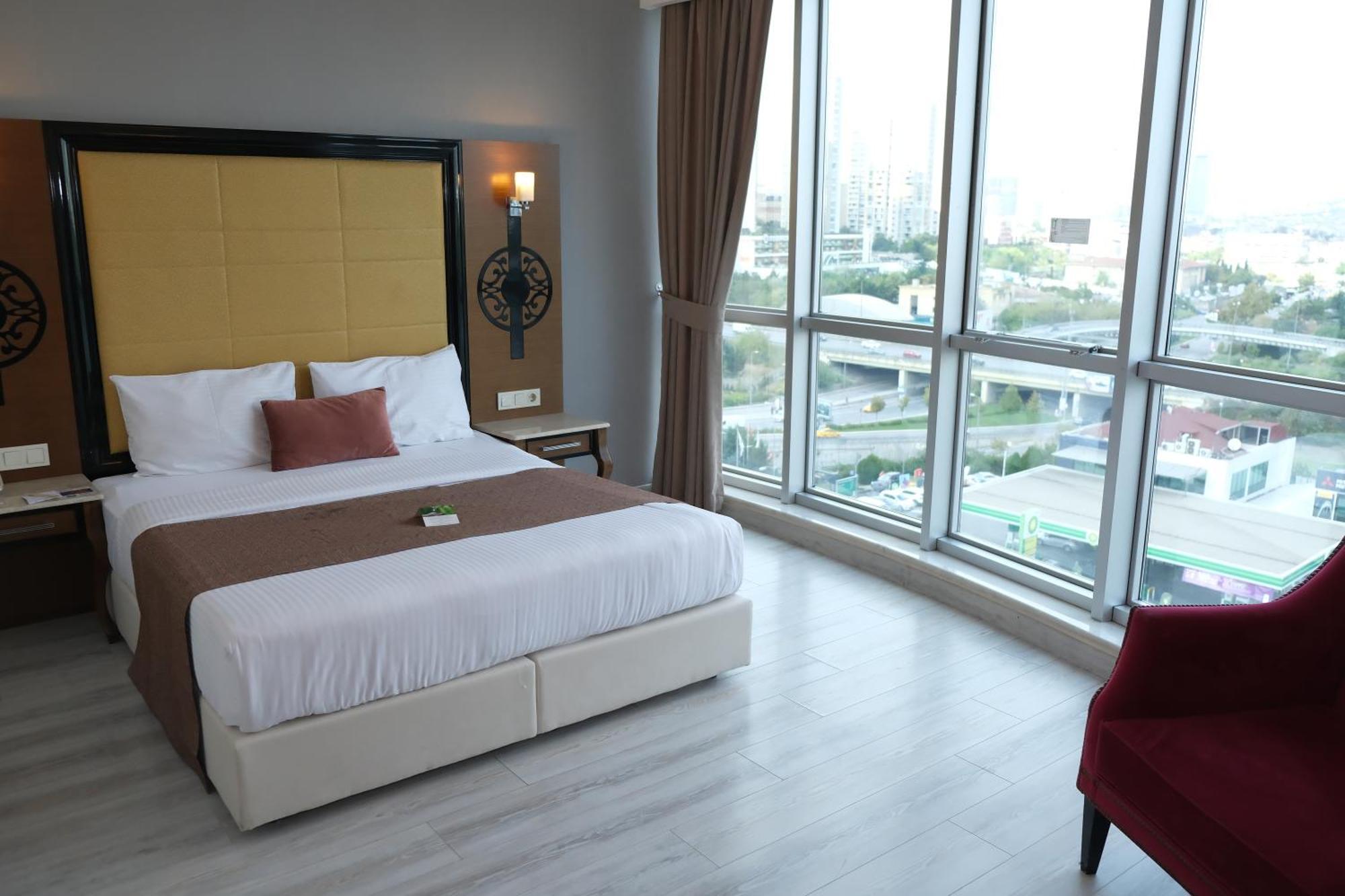 Deluxe Double Room,1544573104:JPEG
