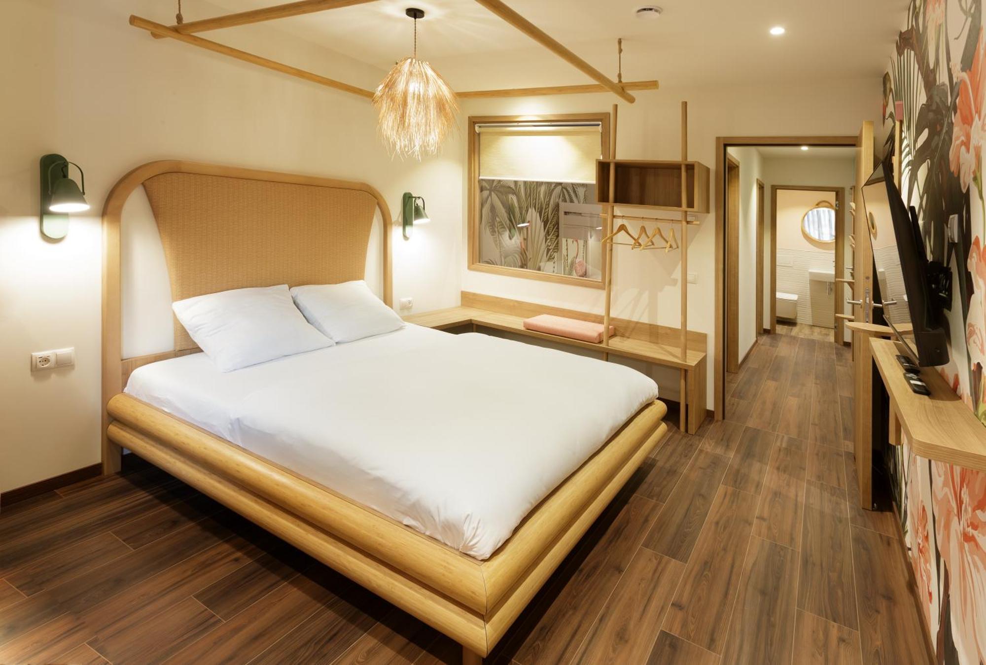 Comfort Plus Family Room