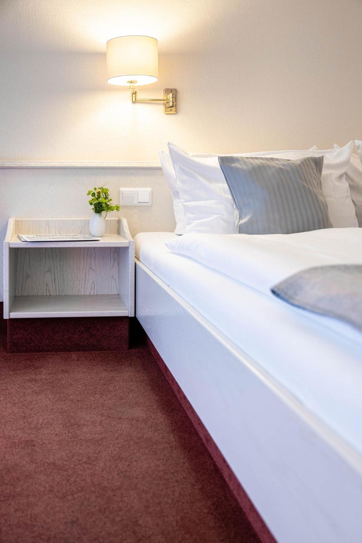 Doppelzimmer im Souterrain