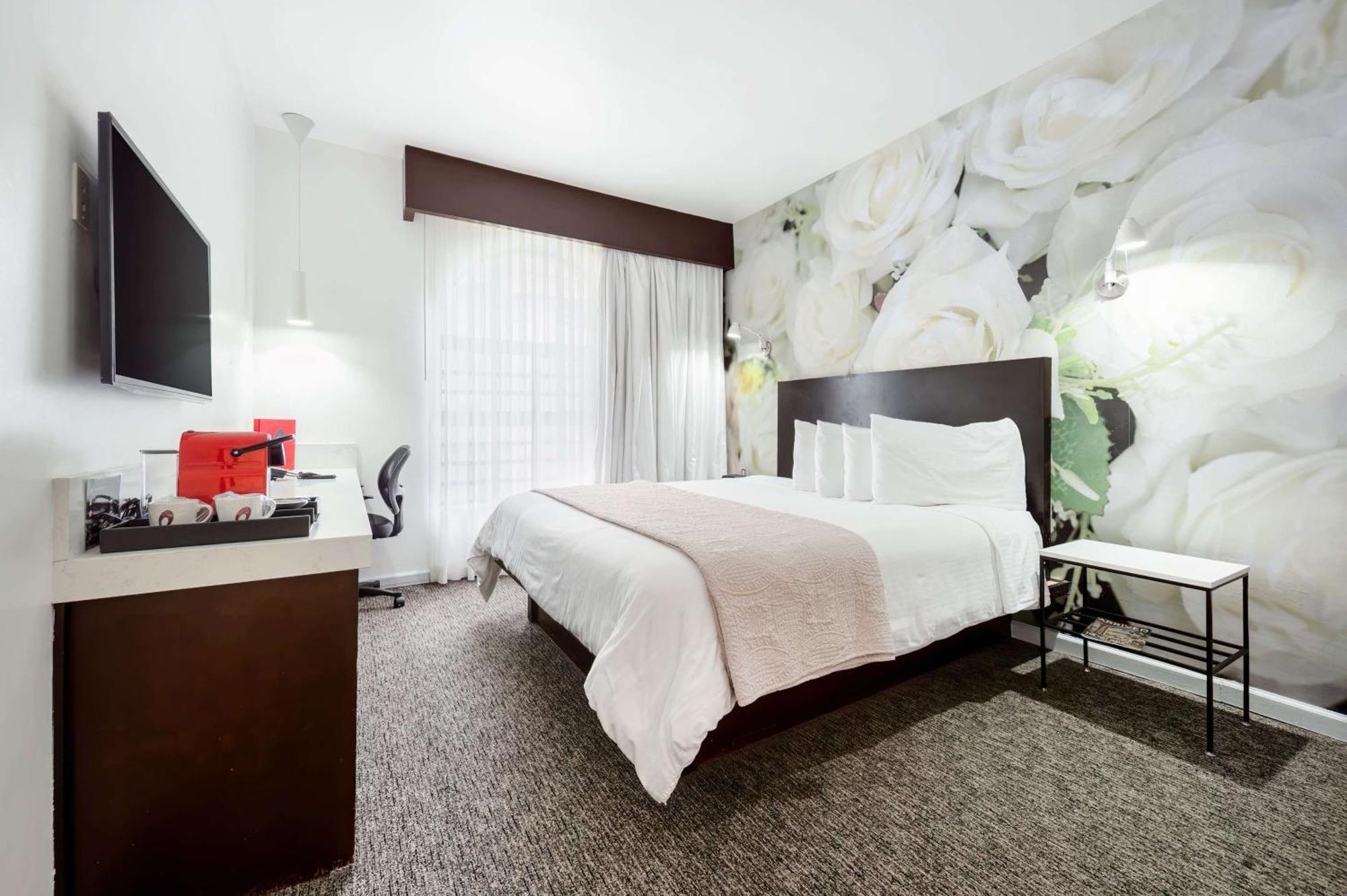 Deluxe Zimmer mit Queensize-Bett - Nichtraucher