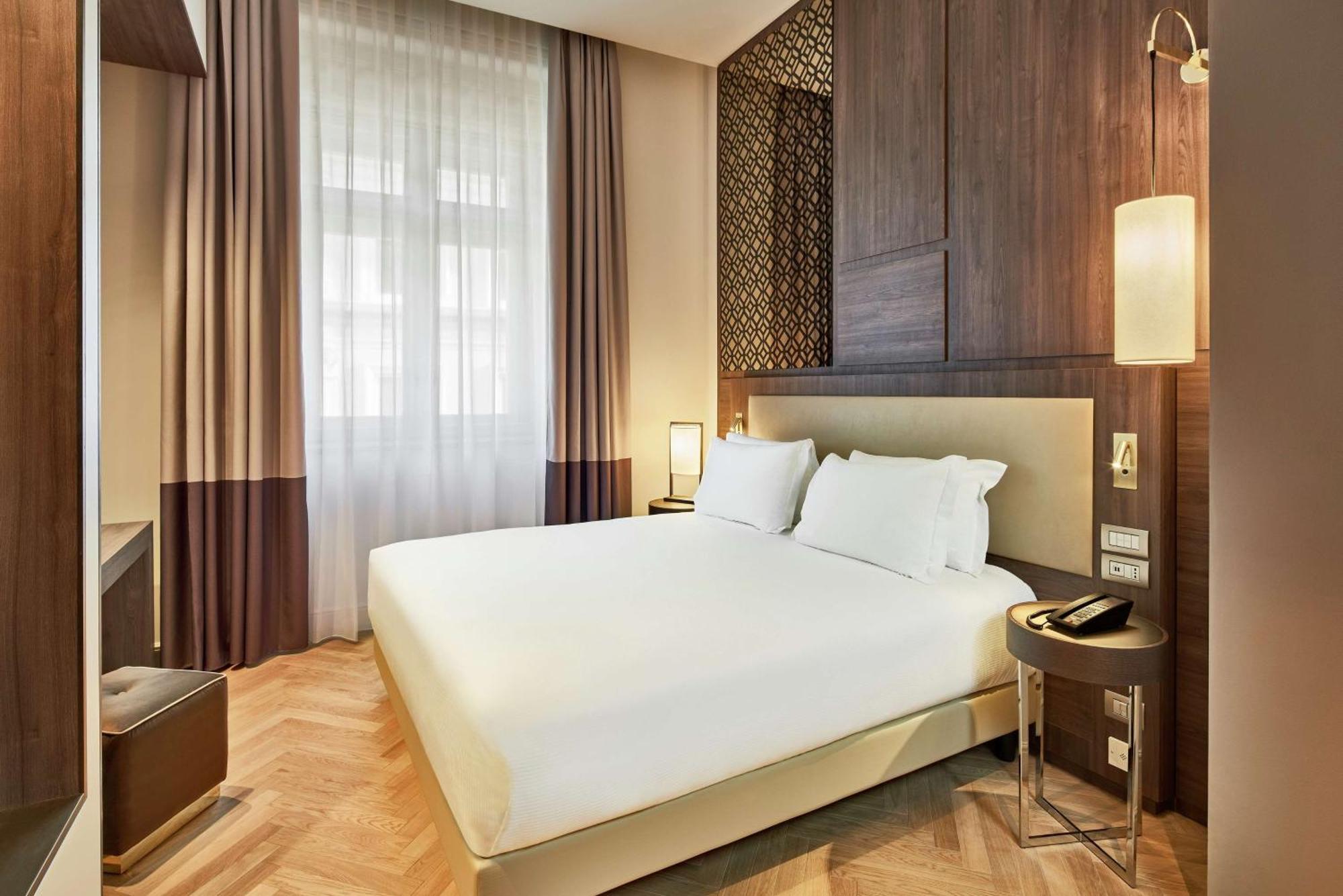 Zimmer mit Kingsize Bett