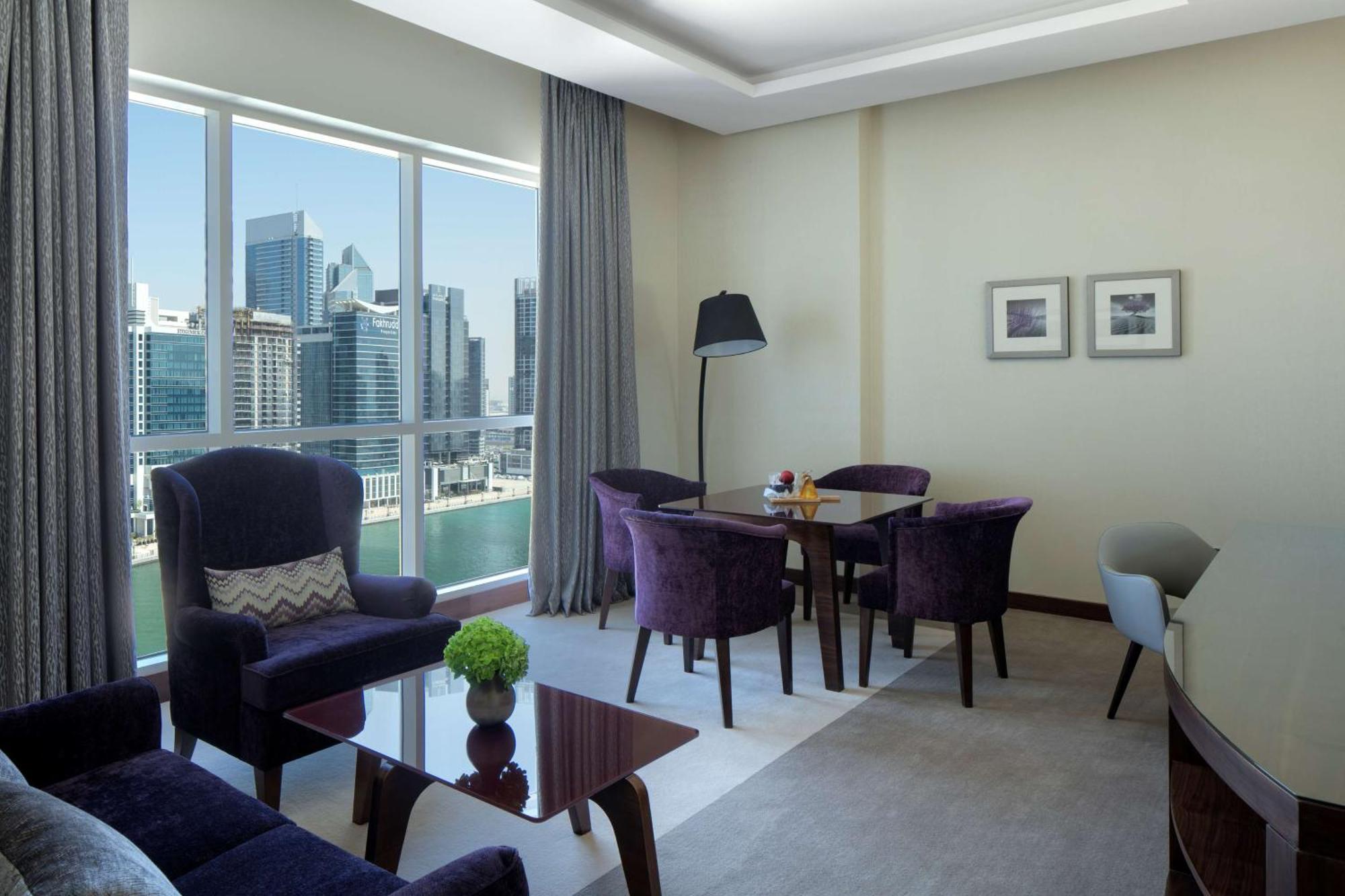 Suite mit Blick auf das Stadtzentrum und Zugang zur Lounge