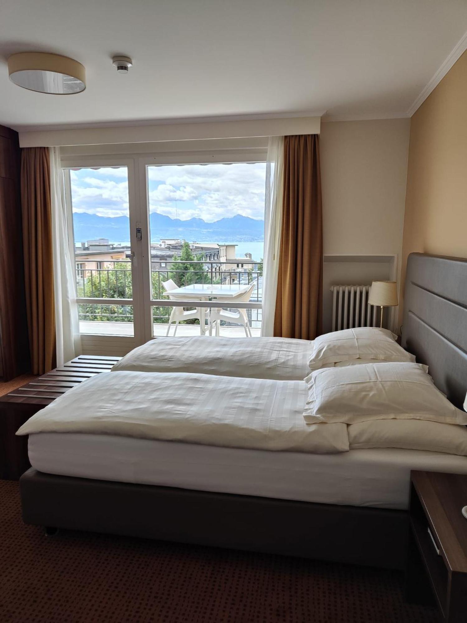 Zweibettzimmer mit Seeblick