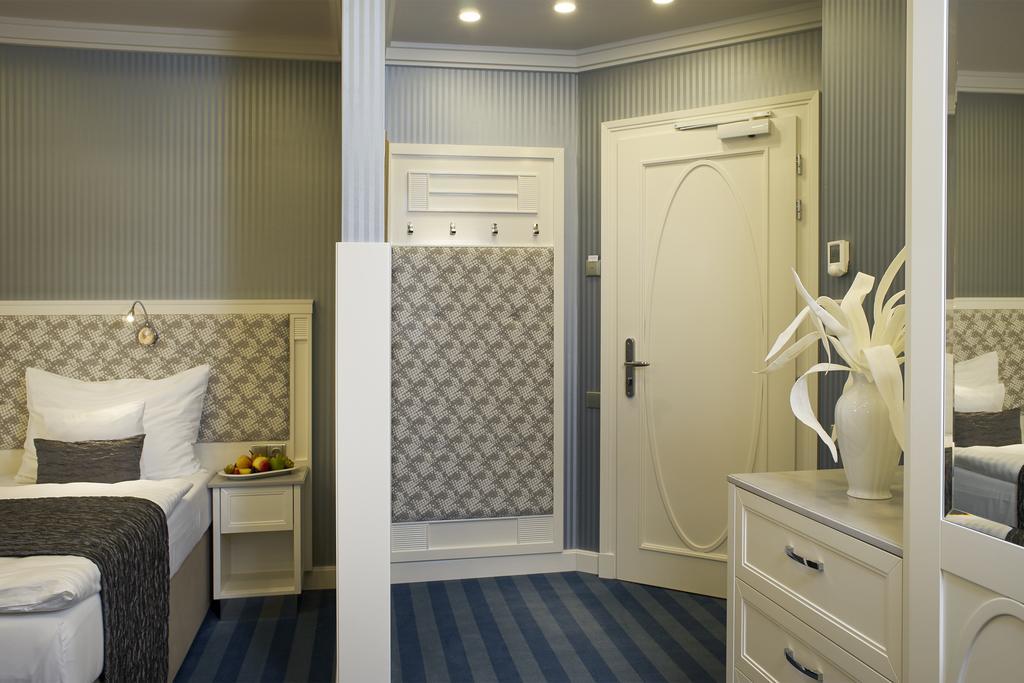 Deluxe Dreibettzimmer