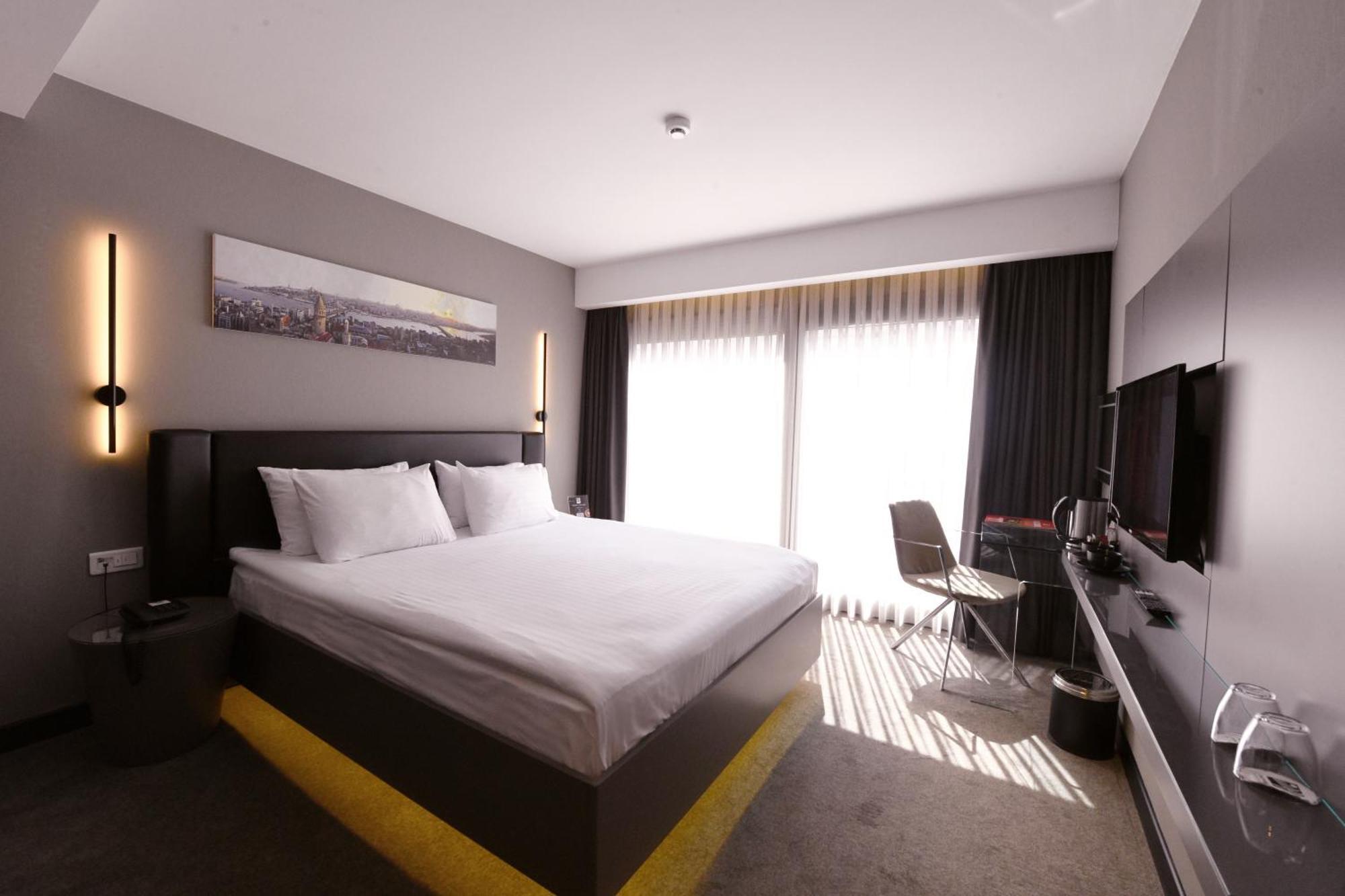 Doppelzimmer mit Balkon