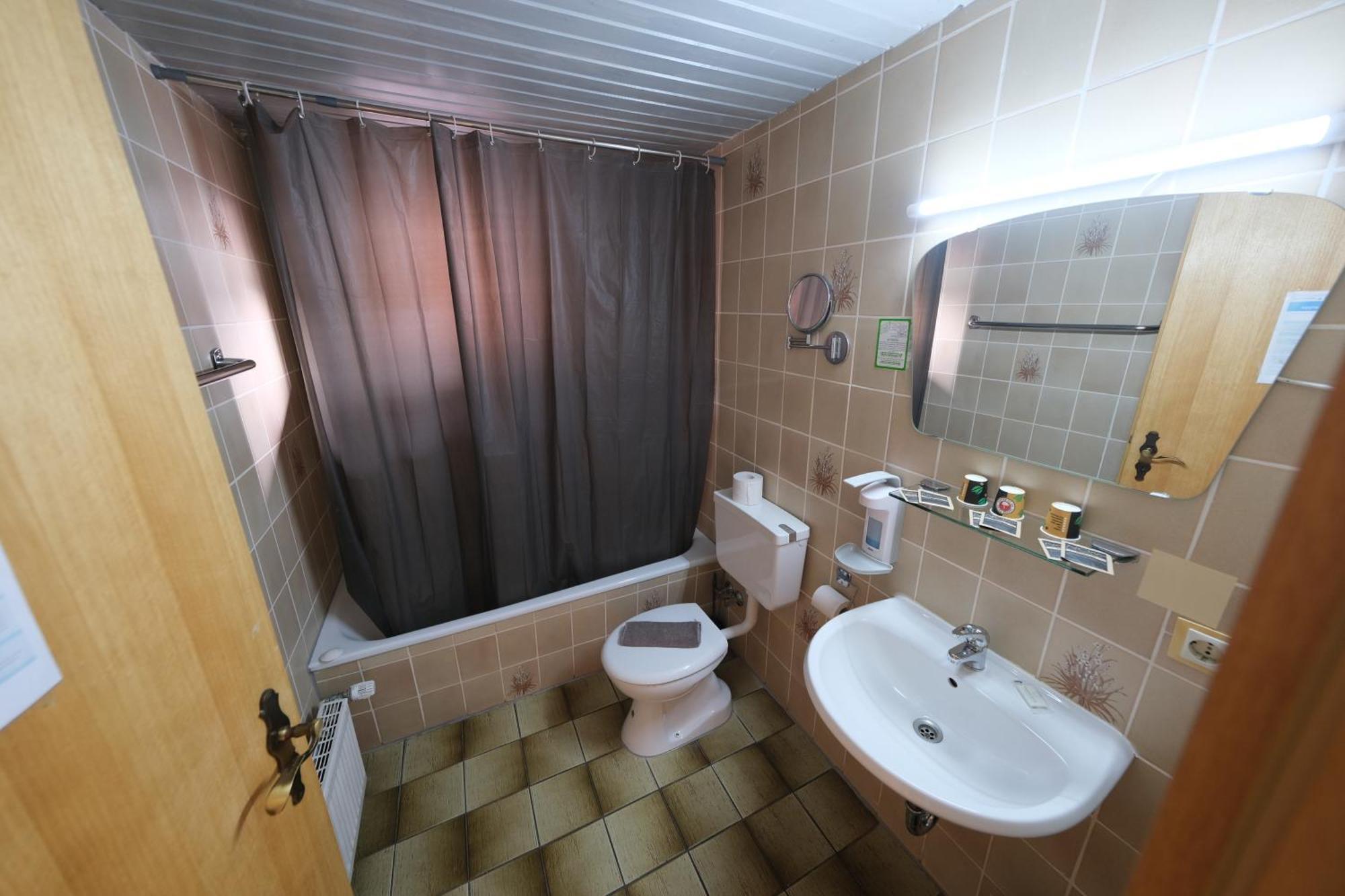 Classic Dreibettzimmer