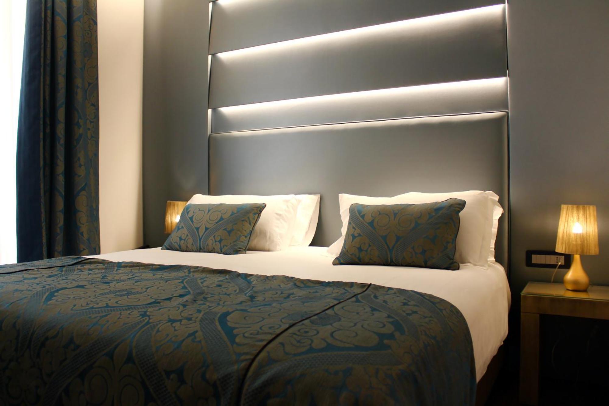 Doppelzimmer mit Balkon