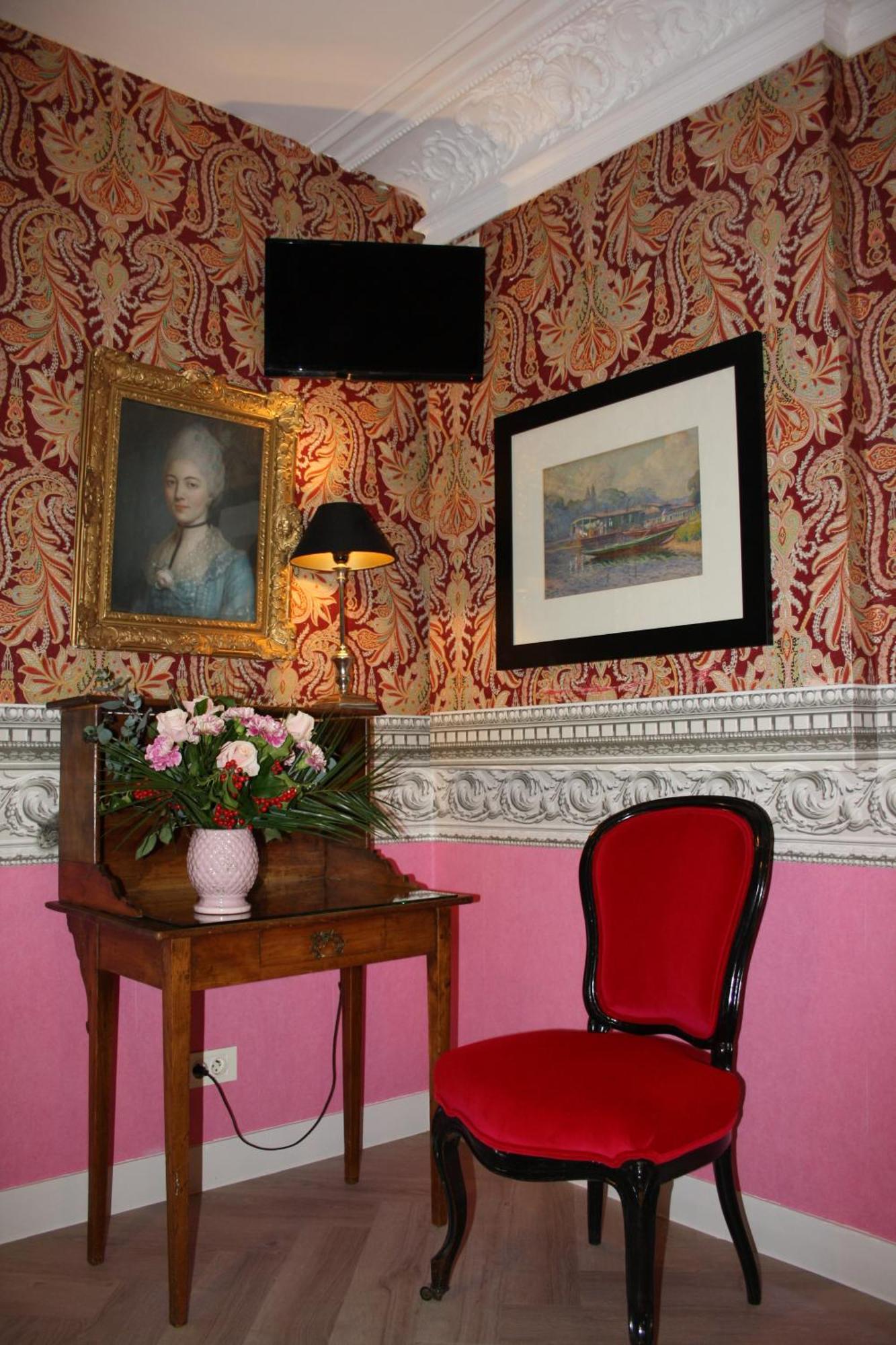Doppel- oder Zweibettzimmer