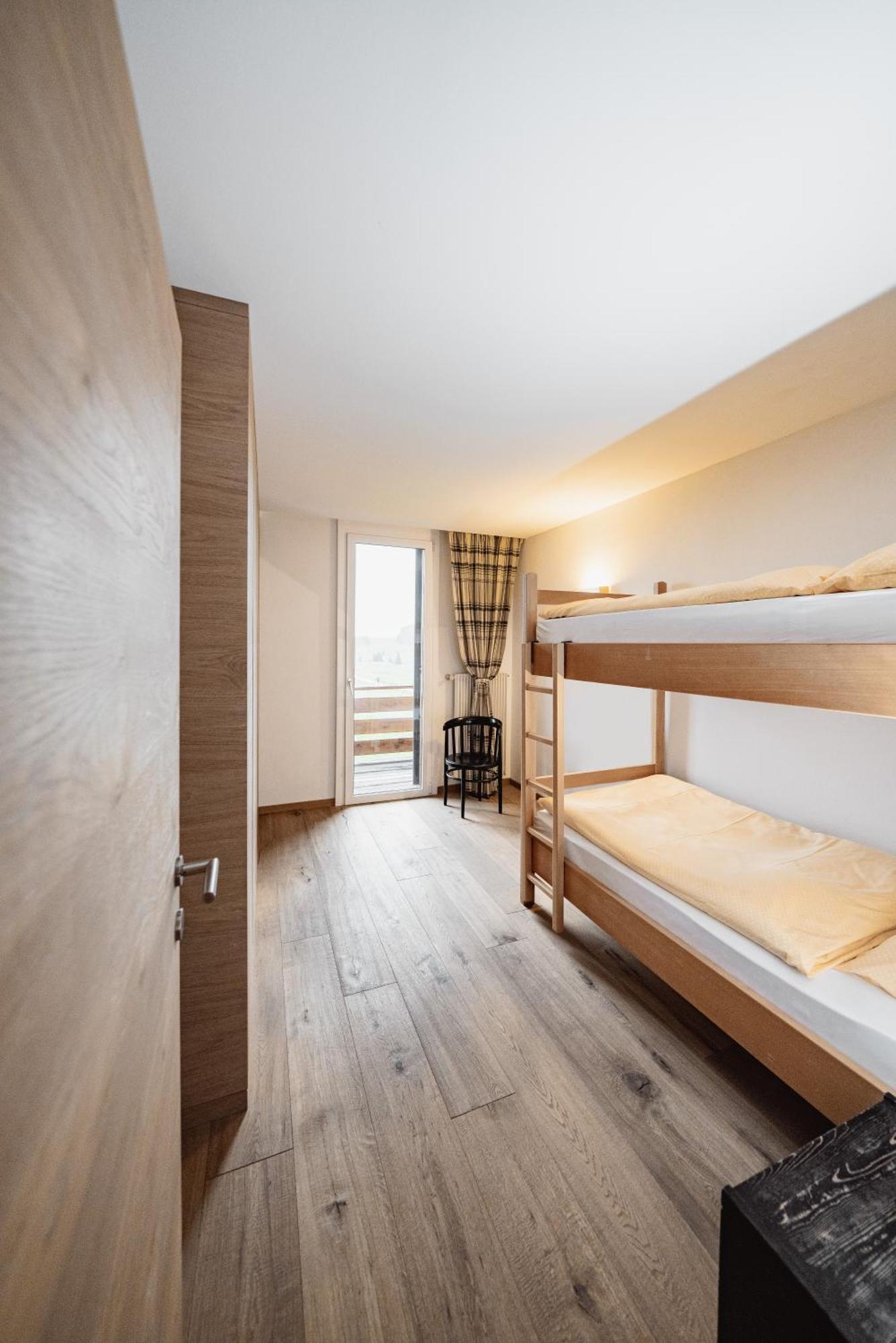 Familienzimmer mit Balkon