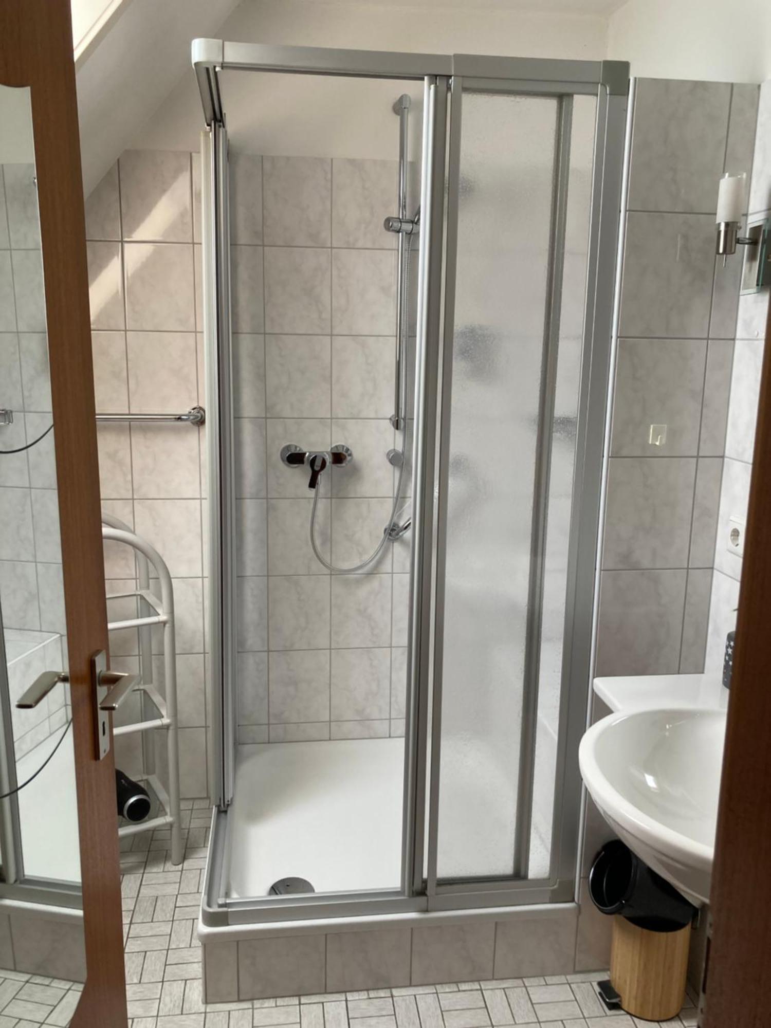 Vierbettzimmer mit Balkon