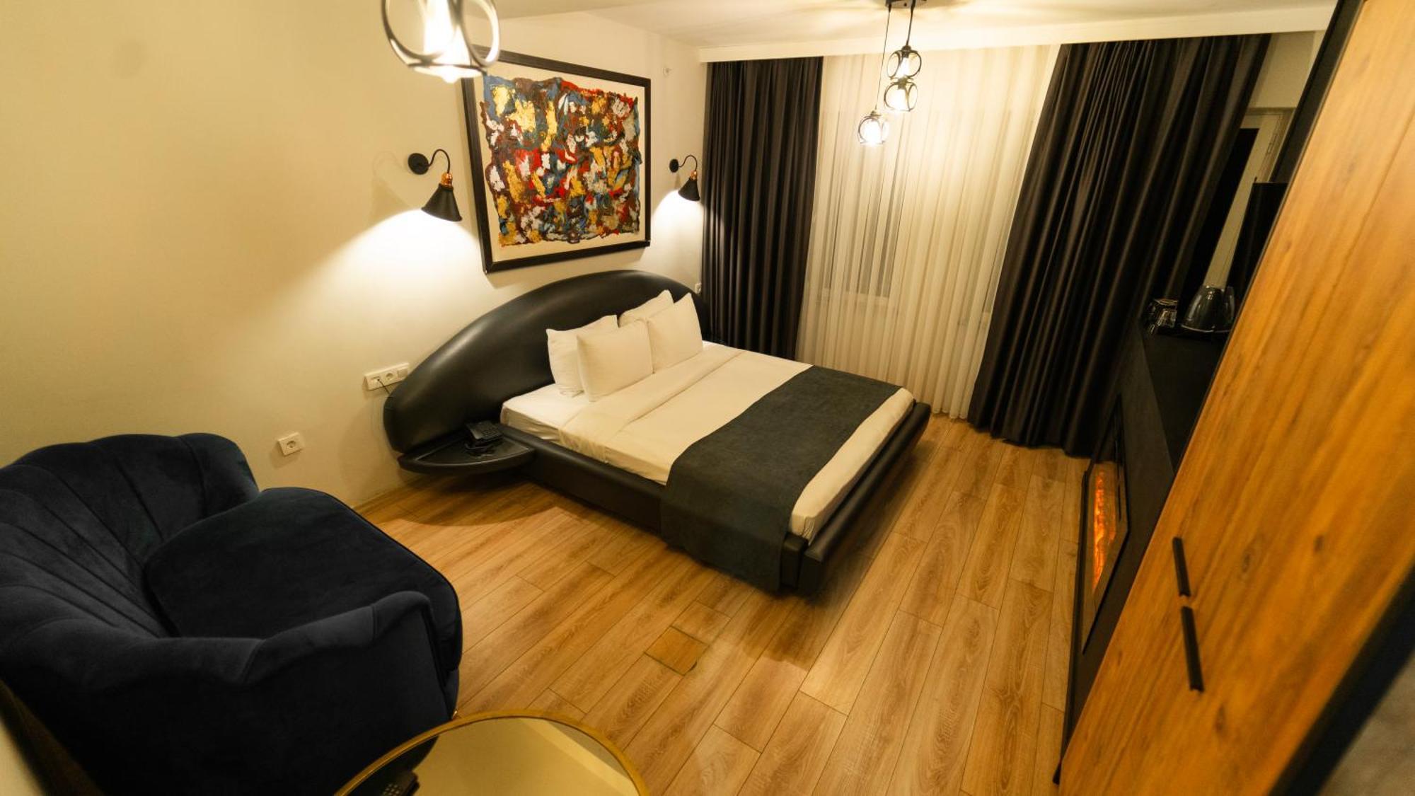 Superior Quadruple Room,1583143141:JPEG