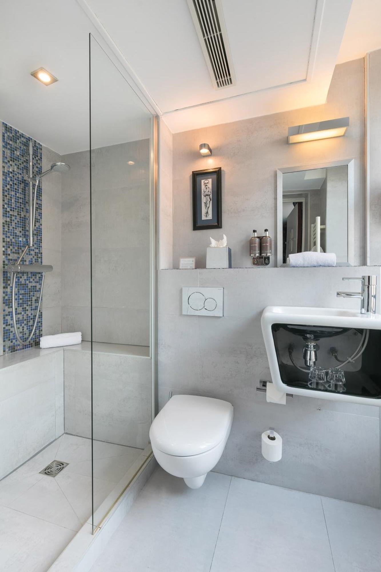 Doppelzimmer mit Balkon