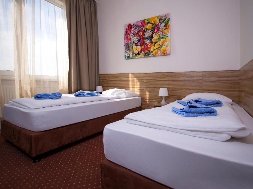 Basic Twin Room no air-condition