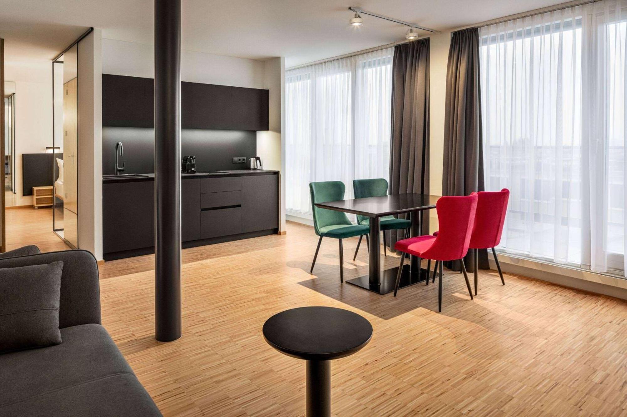 Apartment Plus