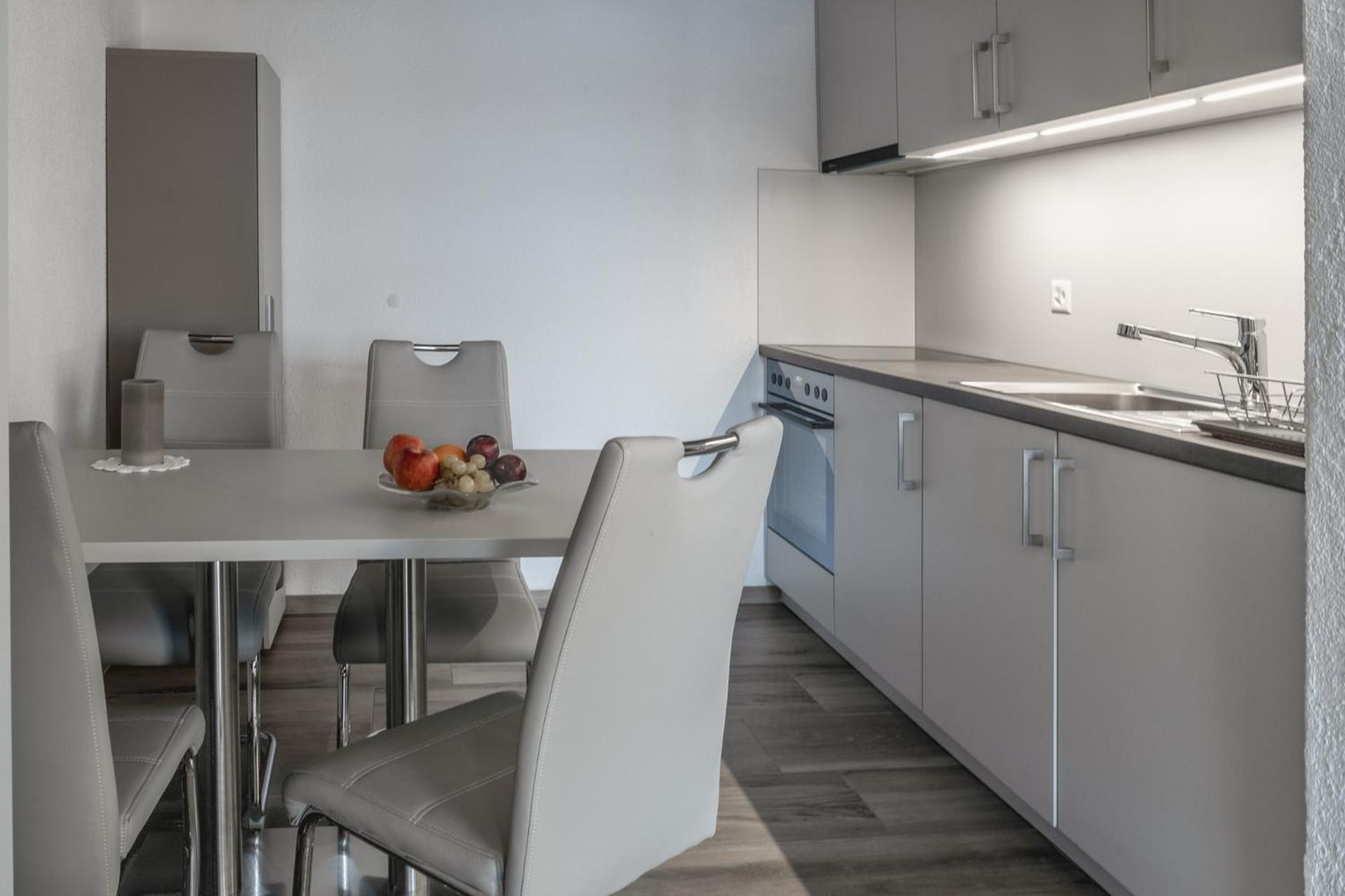 Apartment mit Balkon 15