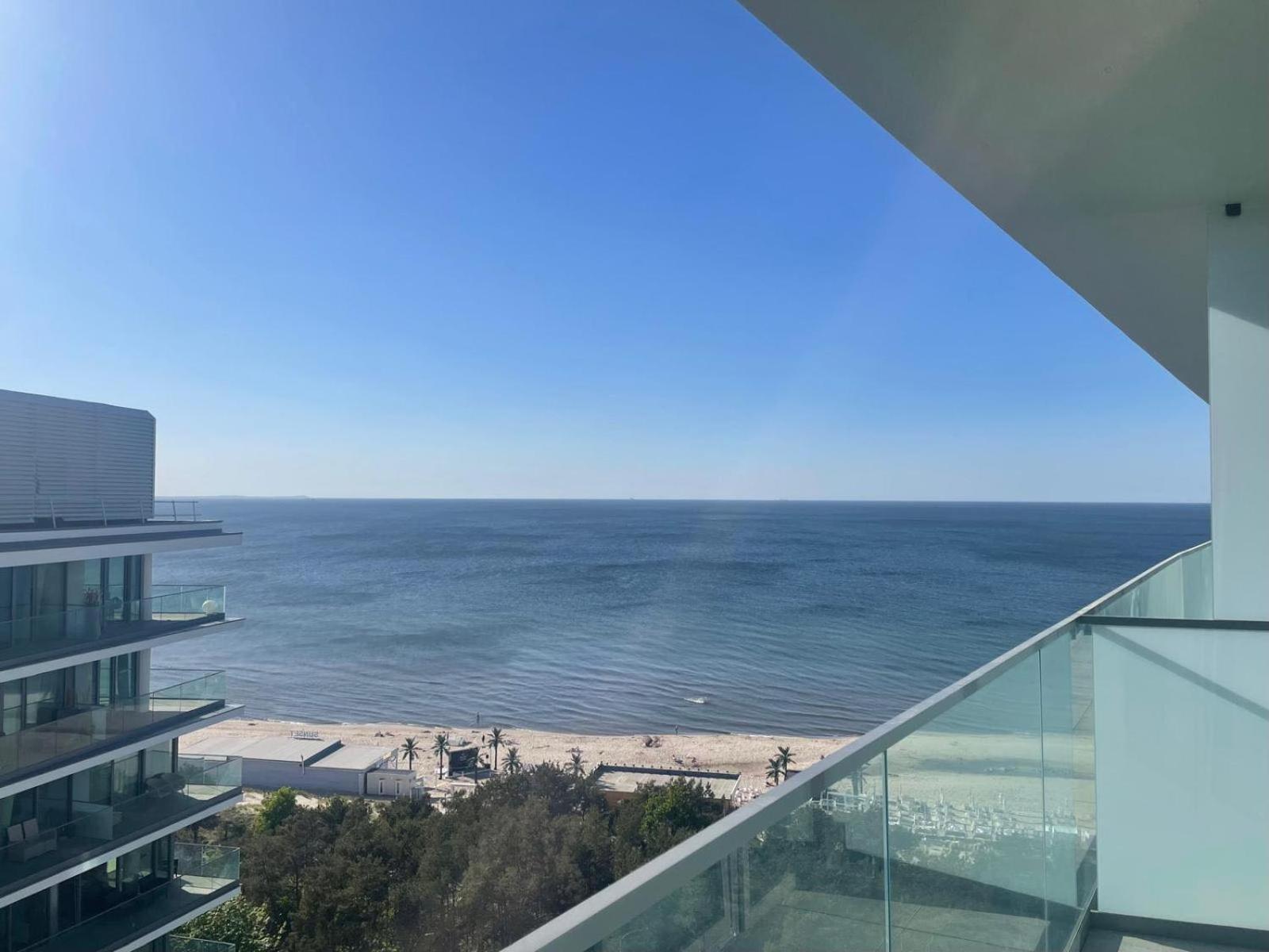 Apartment mit 2 Schlafzimmern, Balkon und seitlichem Meerblick