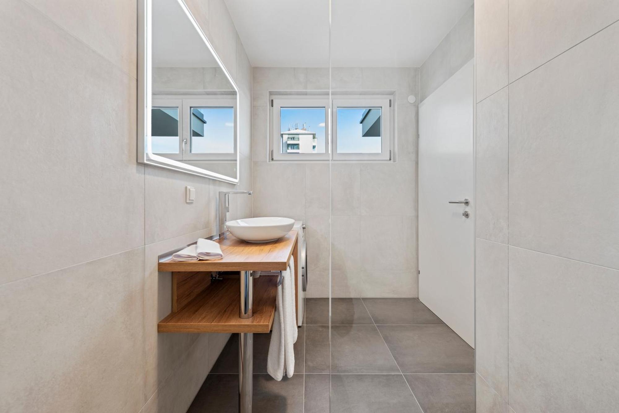 Apartment mit Balkon
