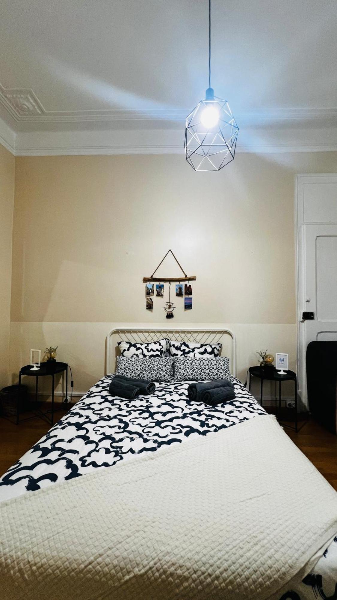 Basic Dreibettzimmer mit Gemeinschaftsbad