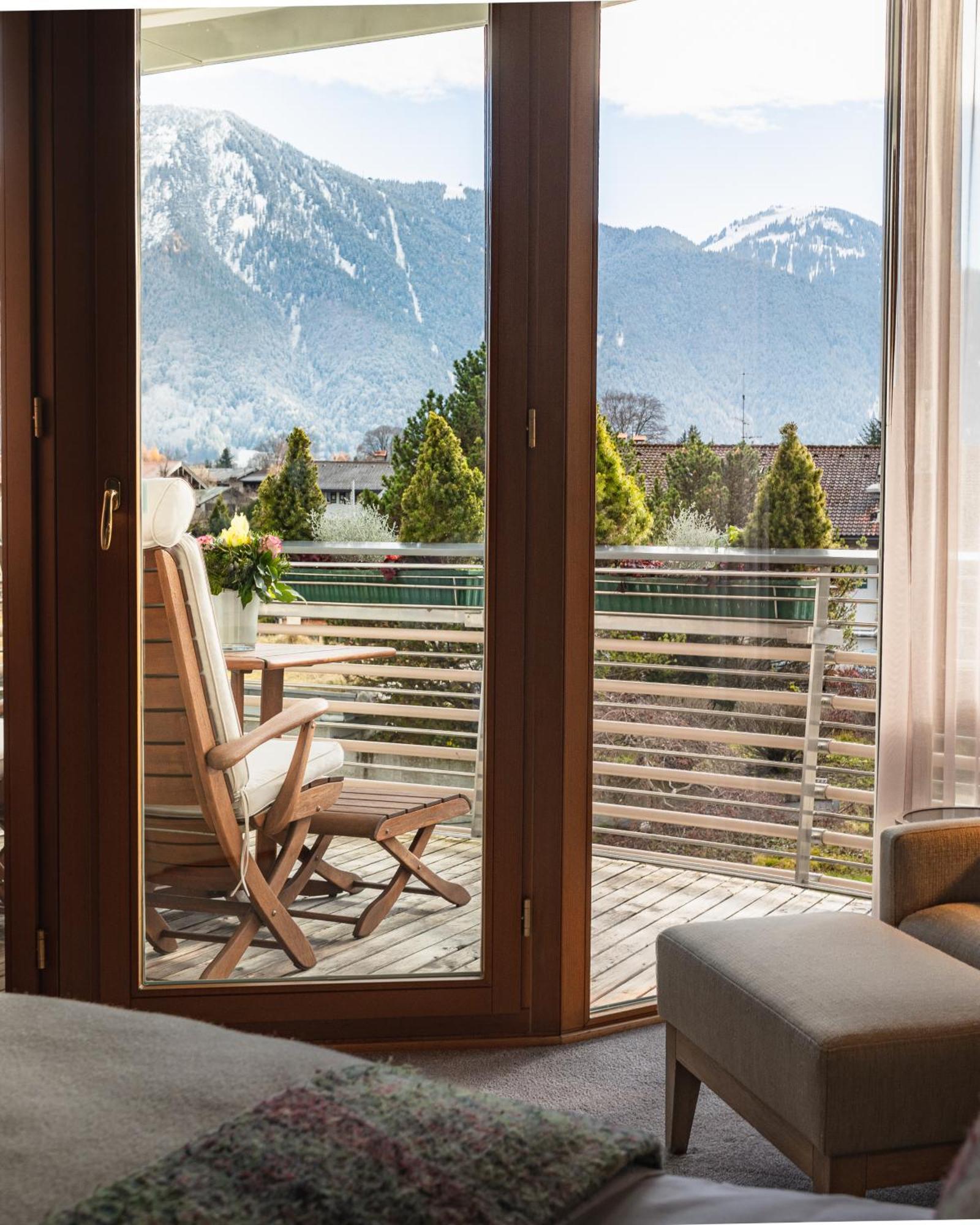 Elegantes Deluxe Doppelzimmer Nature mit Alpenblick