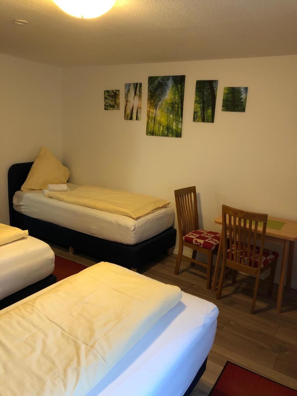 Budget Dreibettzimmer