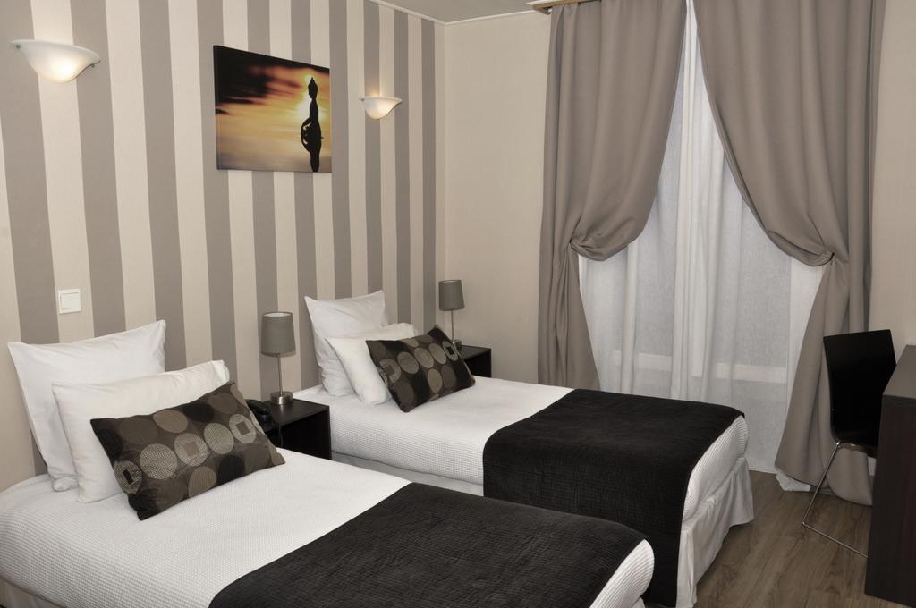 Zweibettzimmer