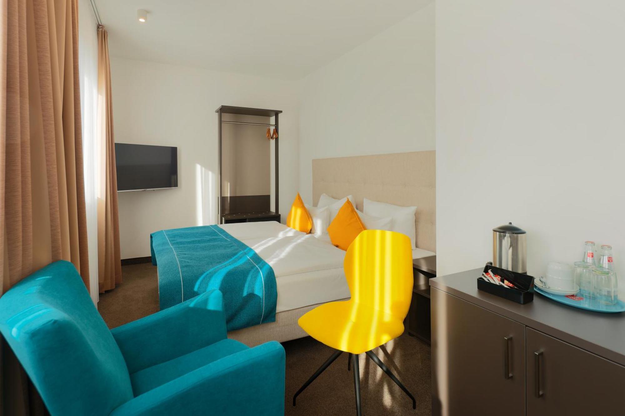 Standard Zimmer mit Kingsize-Bett