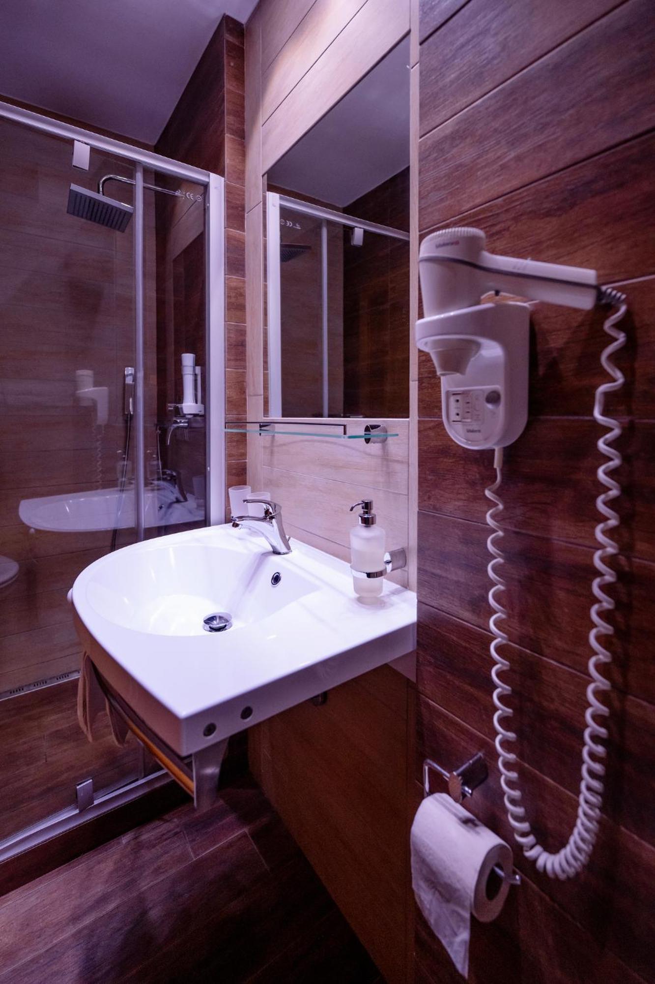 Dreibettzimmer