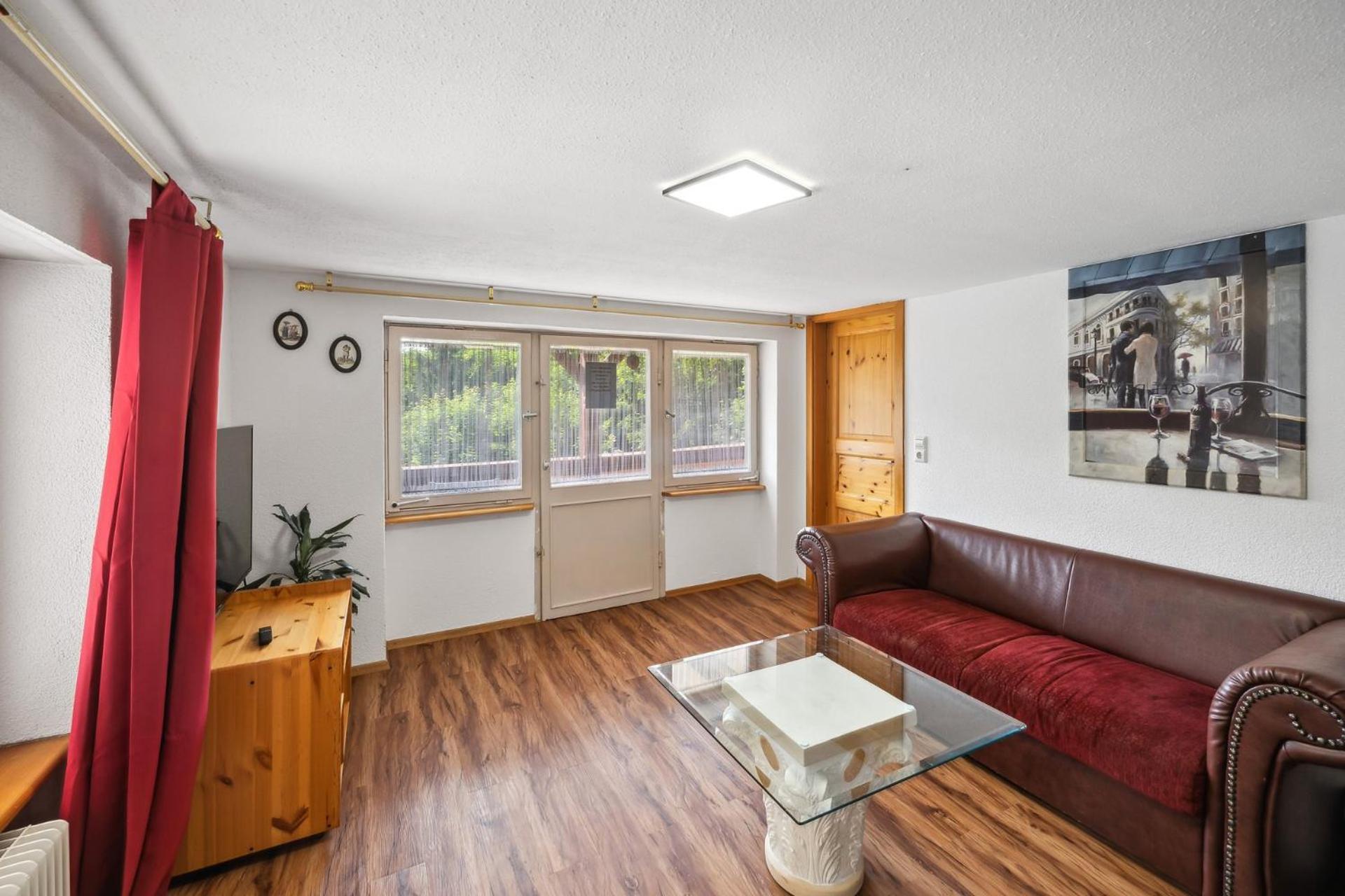 Dreibettzimmer mit eigenem Bad