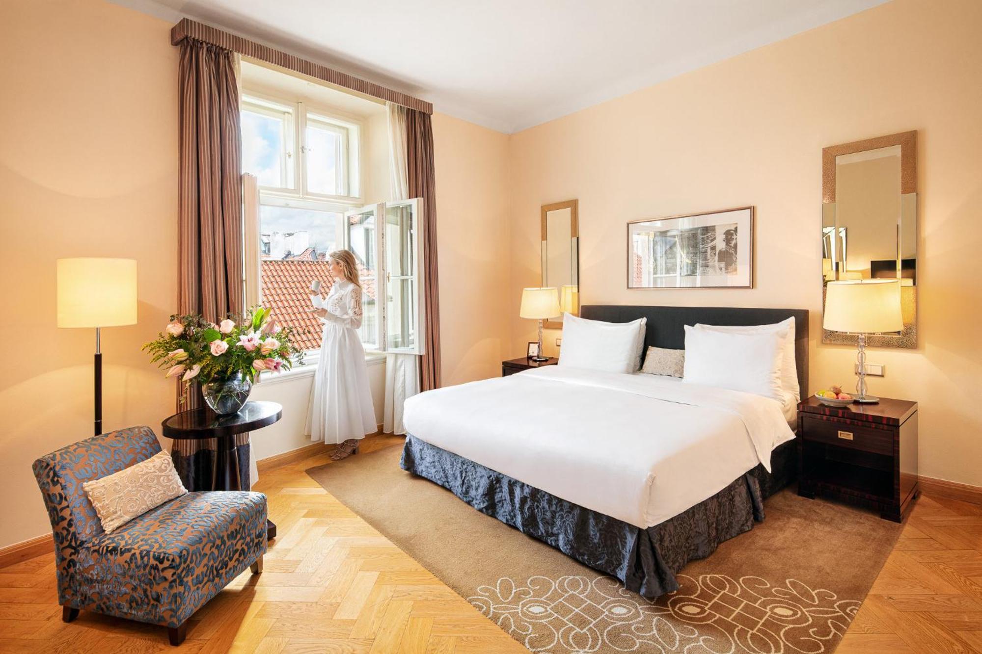Deluxe Zimmer mit Kingsize-Bett