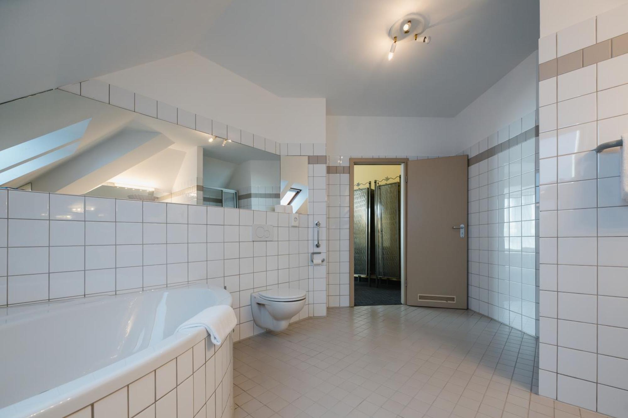 Standard Suite
