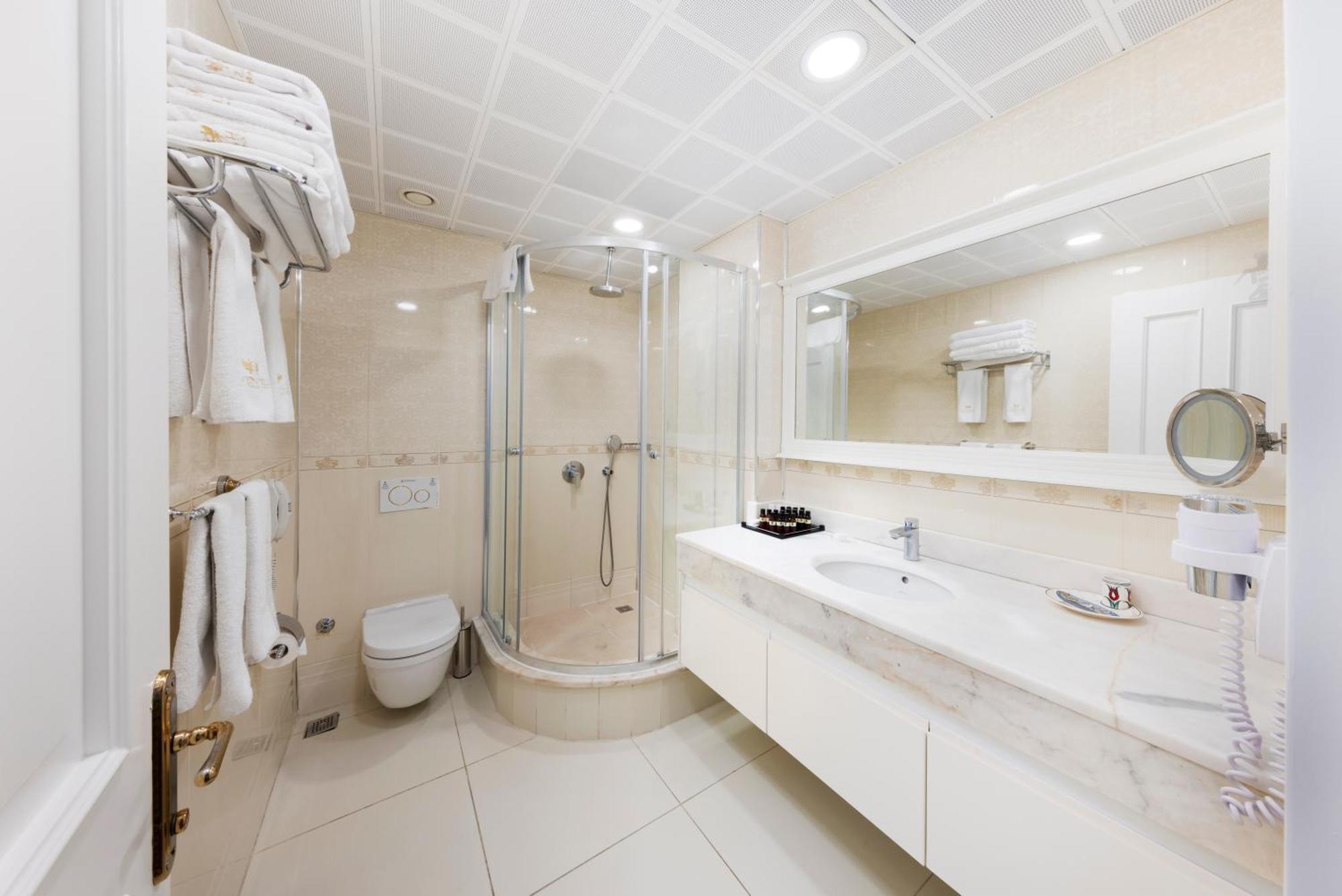 Deluxe Familienzimmer - kostenfreier Zugang zum gemeinschaftlichen Spa (Selbstnutzung)