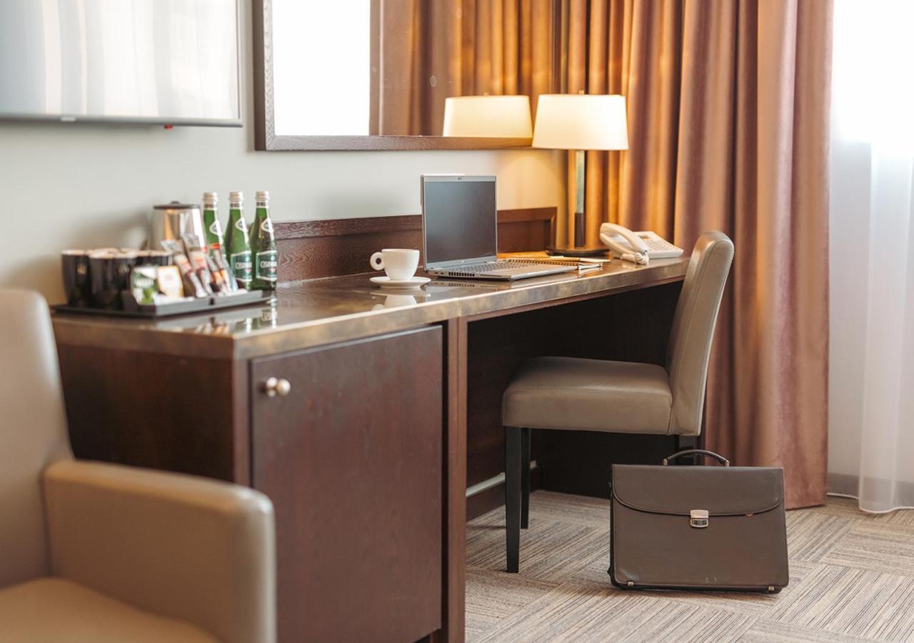 Standard Zimmer mit Kingsize-Bett