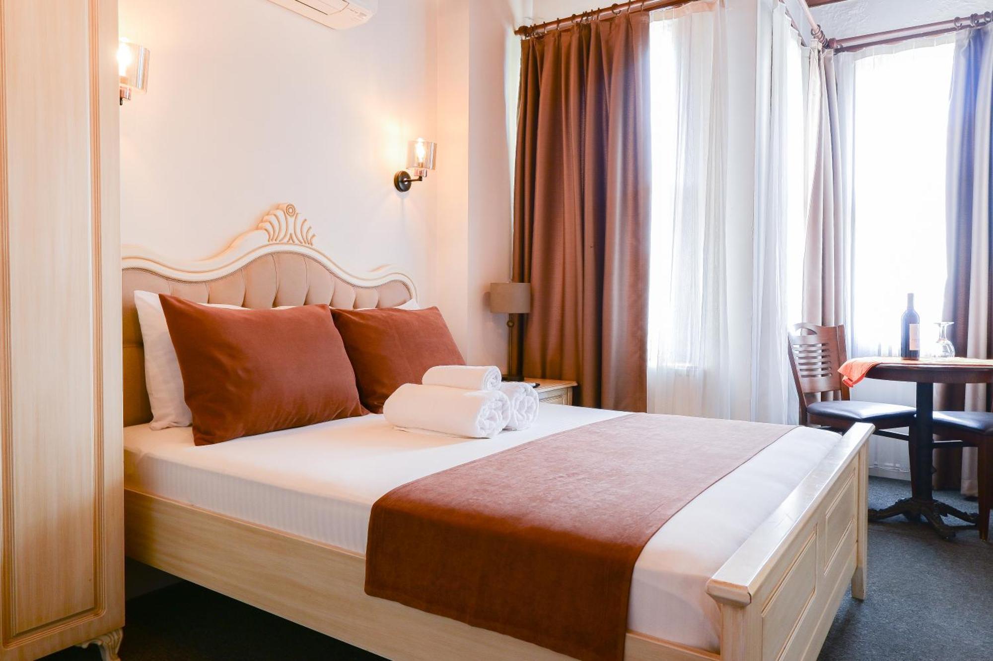 Deluxe Zimmer mit Kingsize-Bett