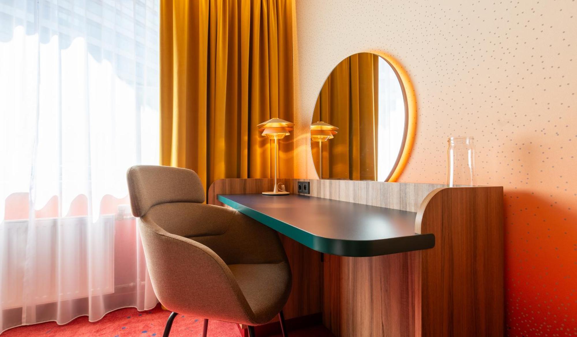 Superior Zimmer mit Doppelbett und Sofa