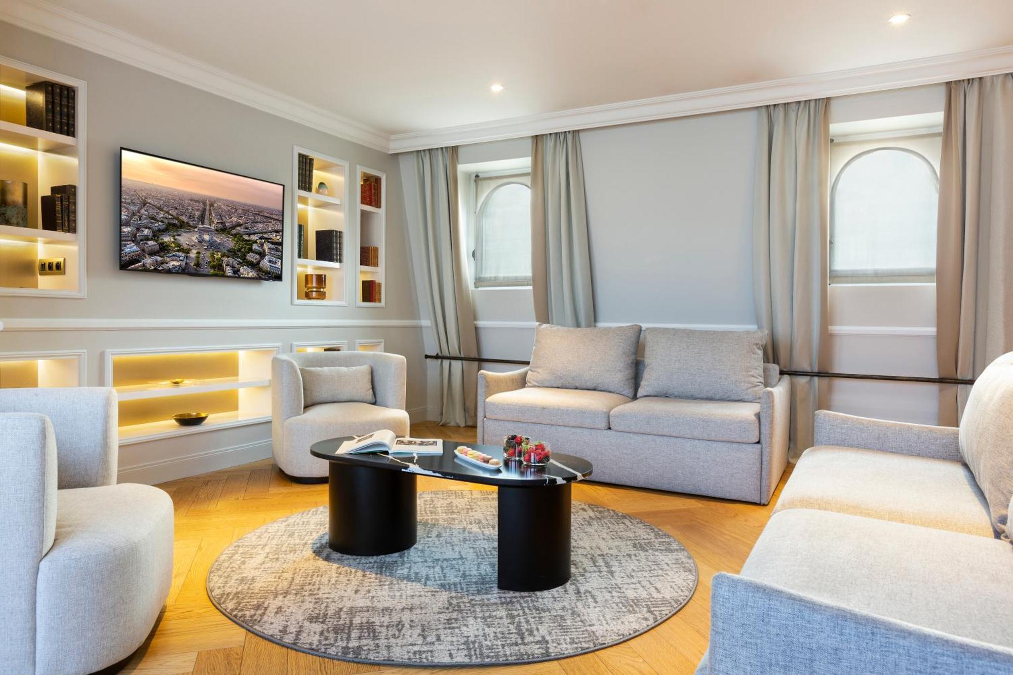 Tour Eiffel Suite