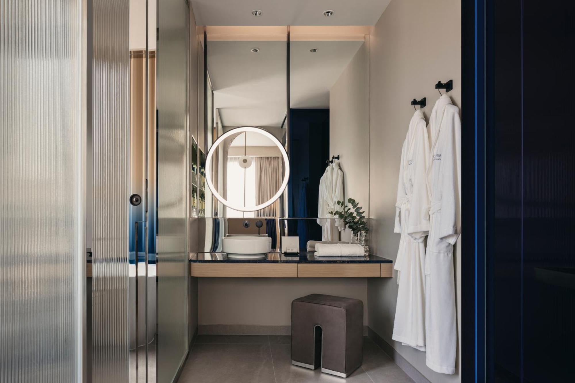 Suite mit Kingsize-Bett und Club-Vorteilen, obere Etage