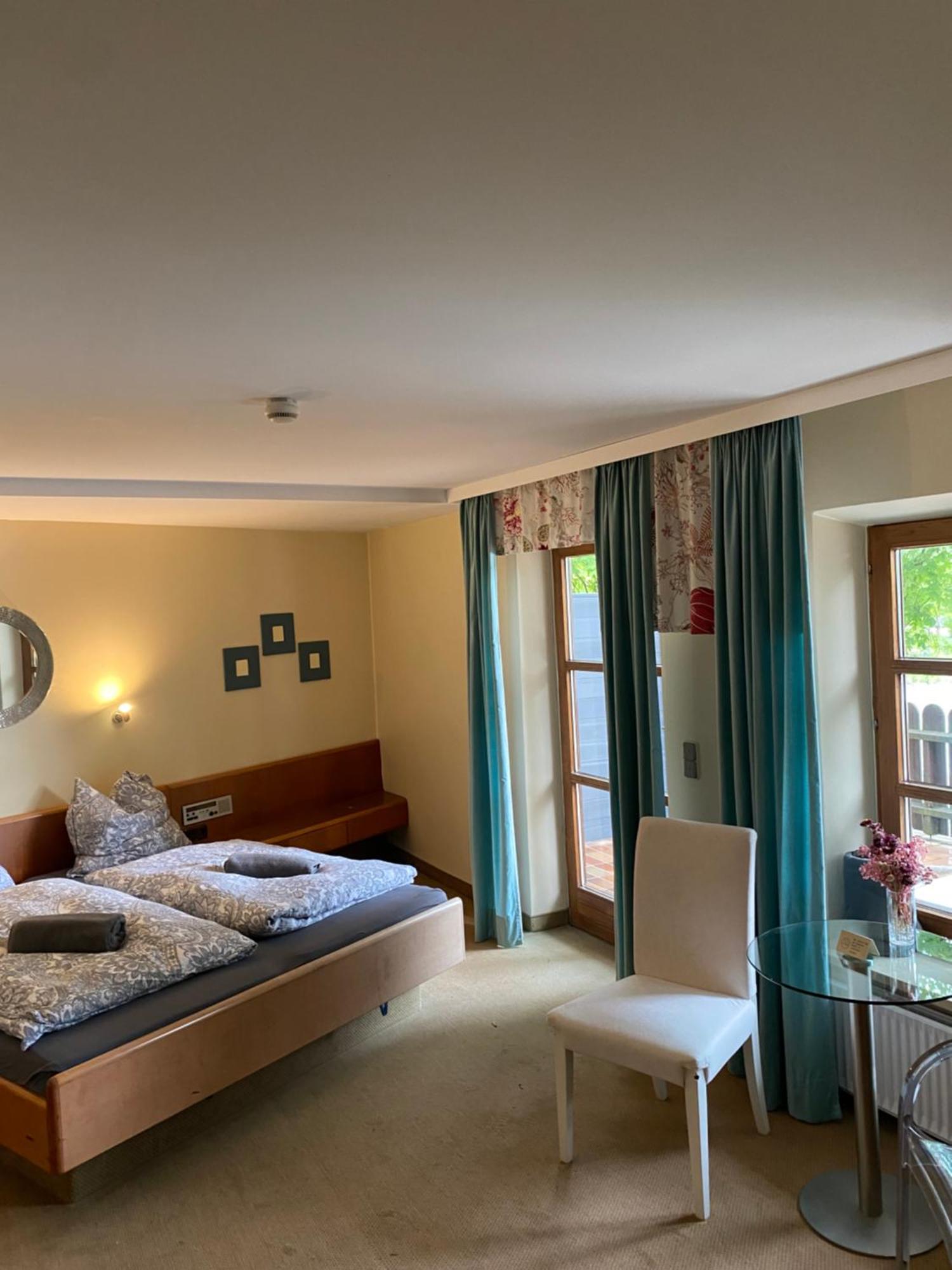 Doppelzimmer mit Terrasse