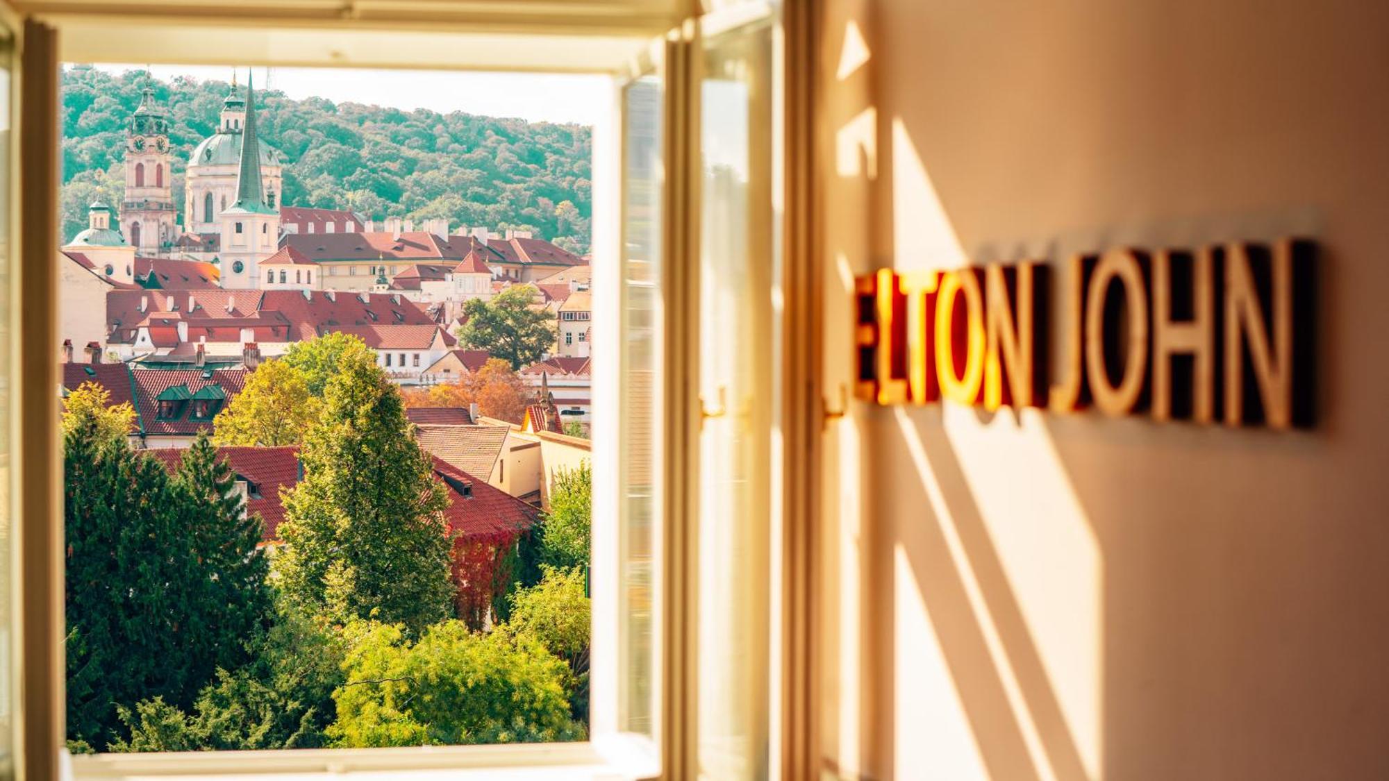Junior Suite mit Blick auf die Prager Burg
