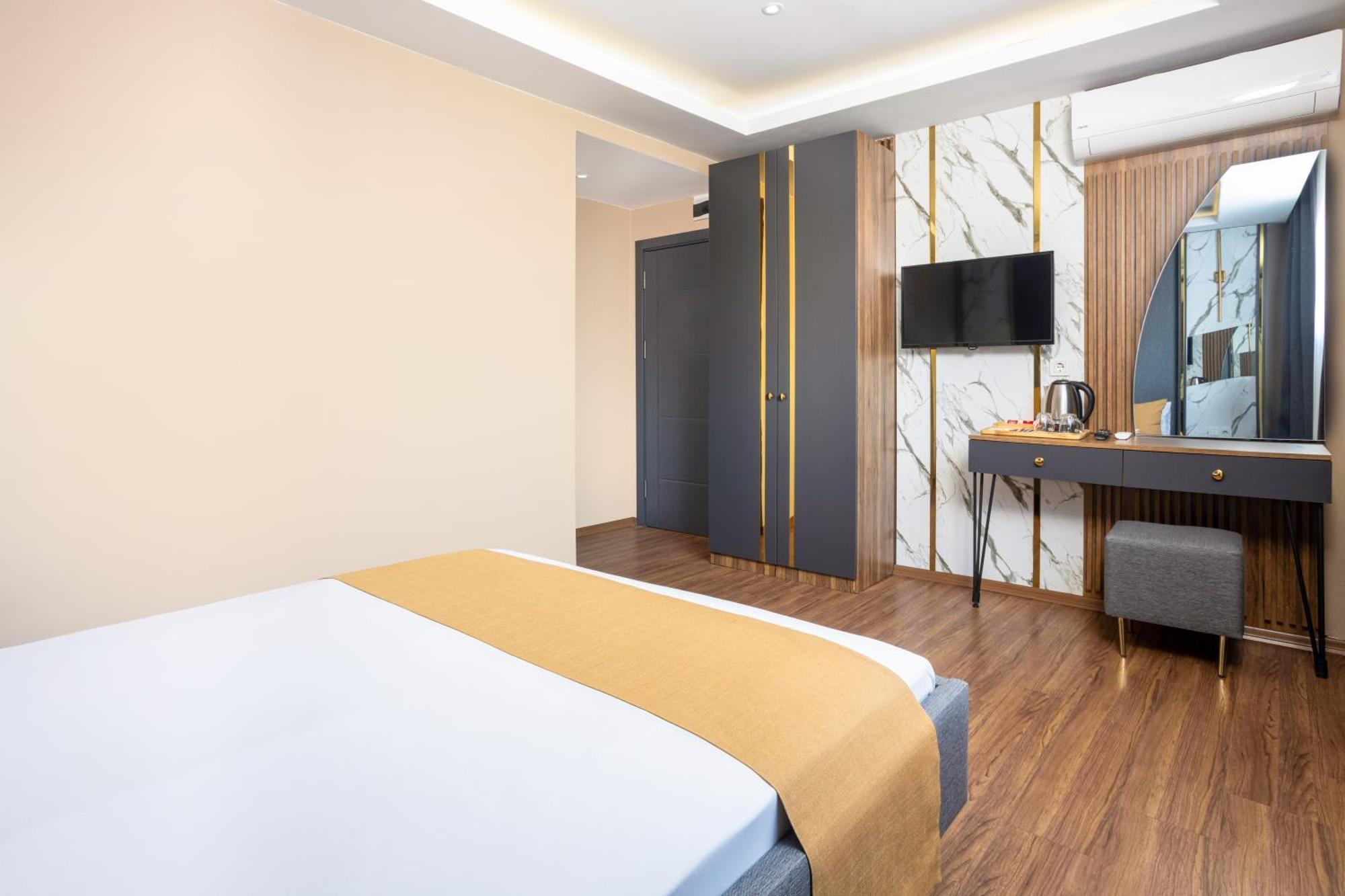 Standard Double Room,1621505342:JPEG