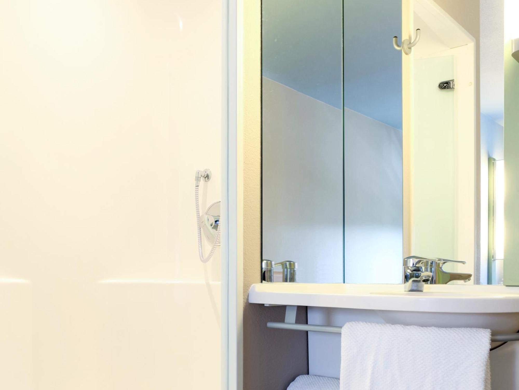 Doppelzimmer mit 1 Etagenbett