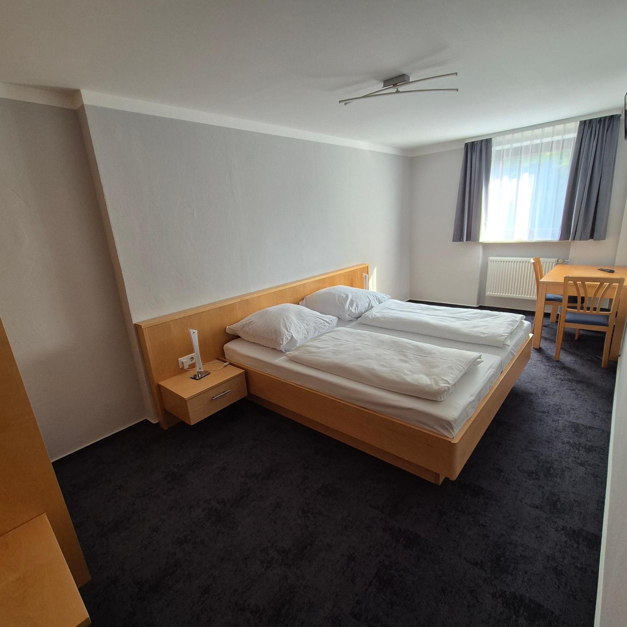 Doppelzimmer mit eigenem Bad