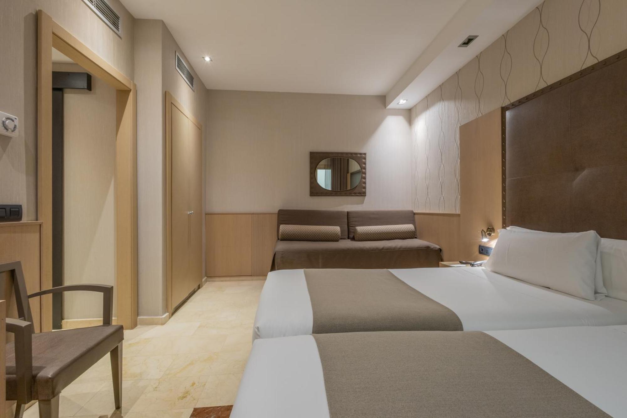 Dreibettzimmer