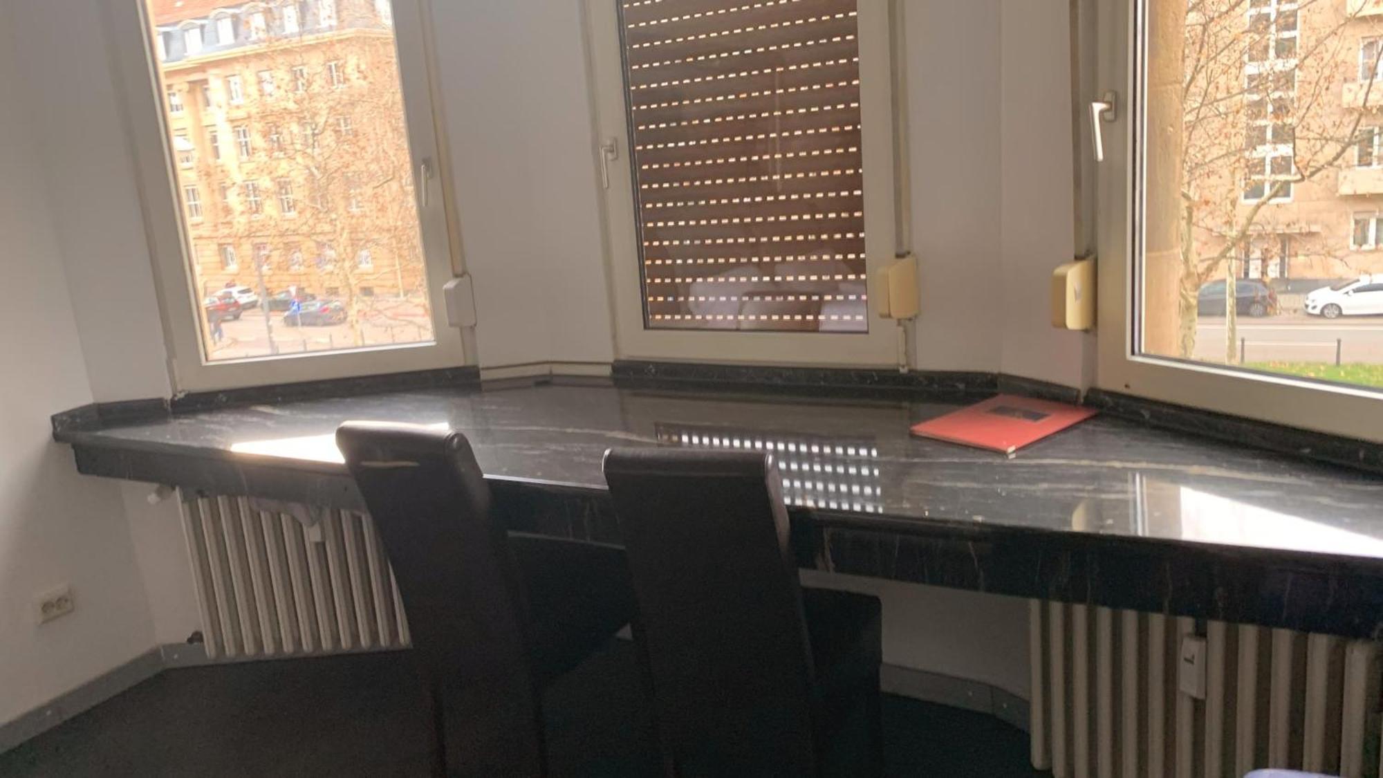 Dreibettzimmer mit Bad