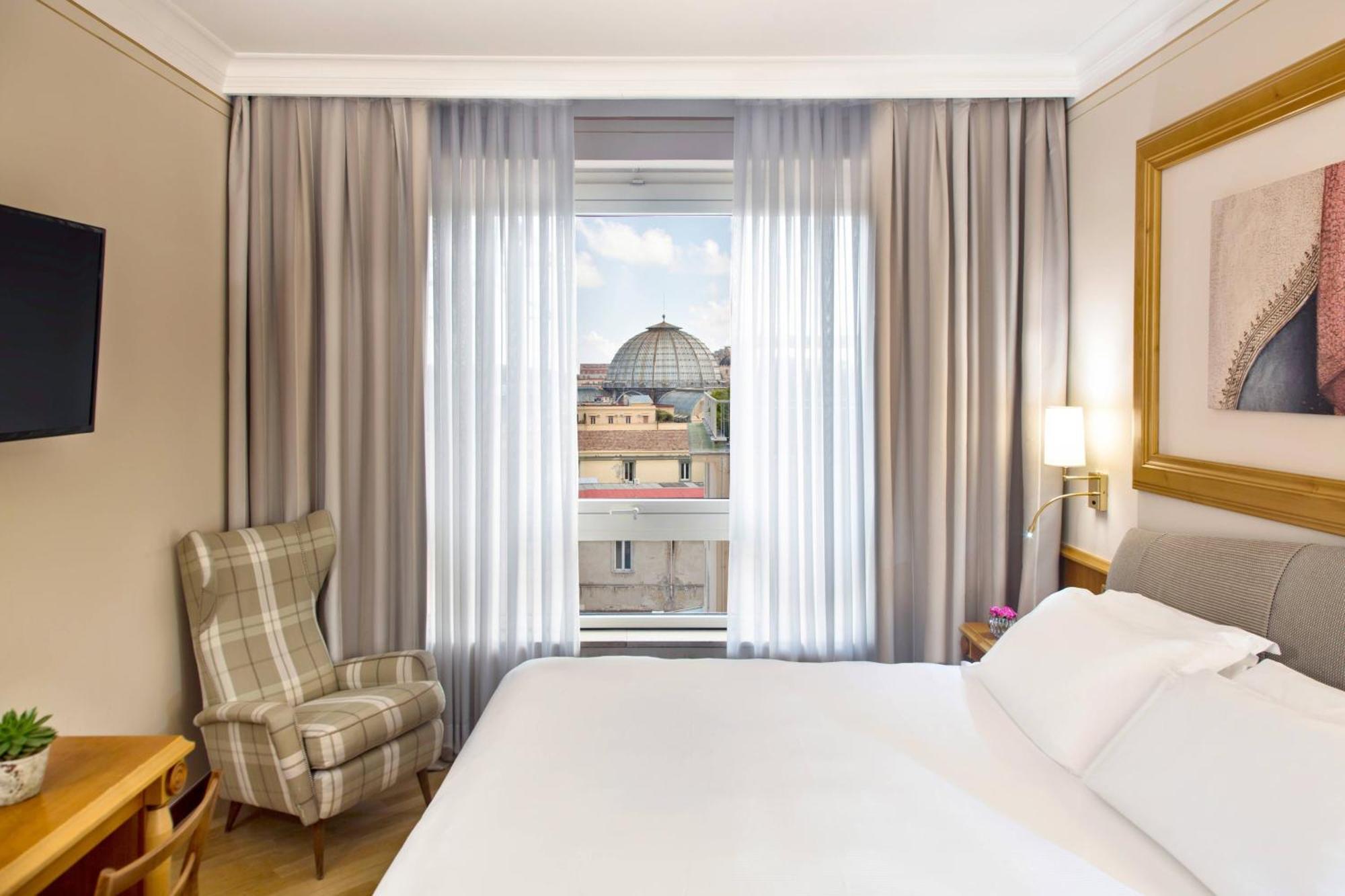 Deluxe Zimmer mit Kingsize-Bett