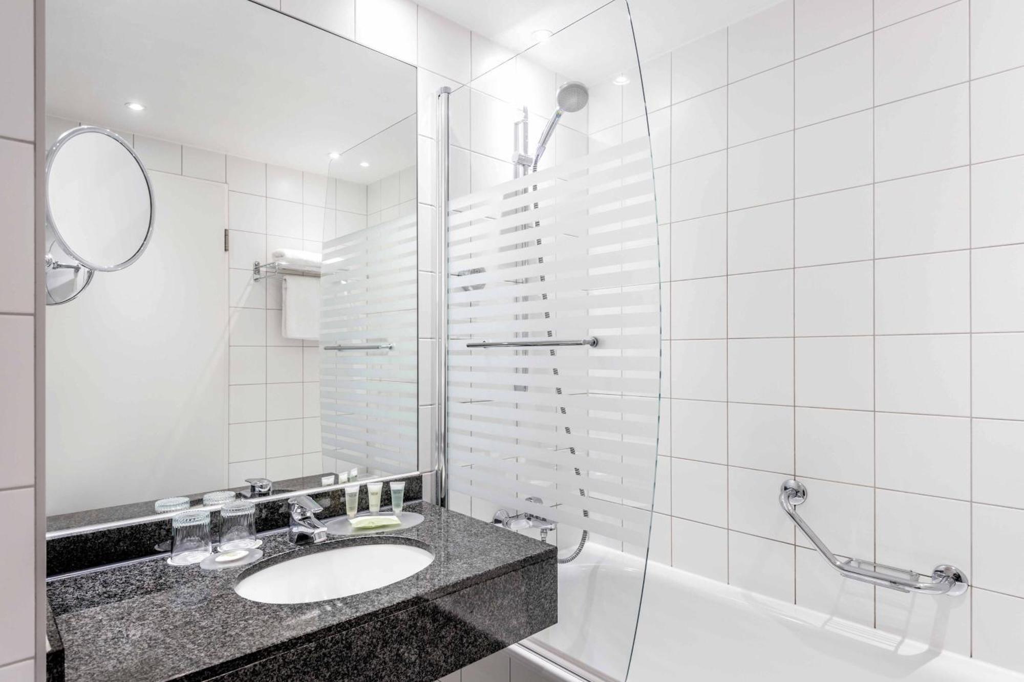 Innenhof Zimmer mit 2 Einzelbetten