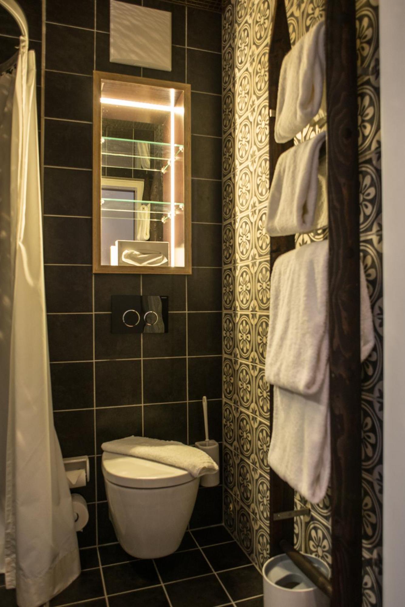 Großes Doppelzimmer