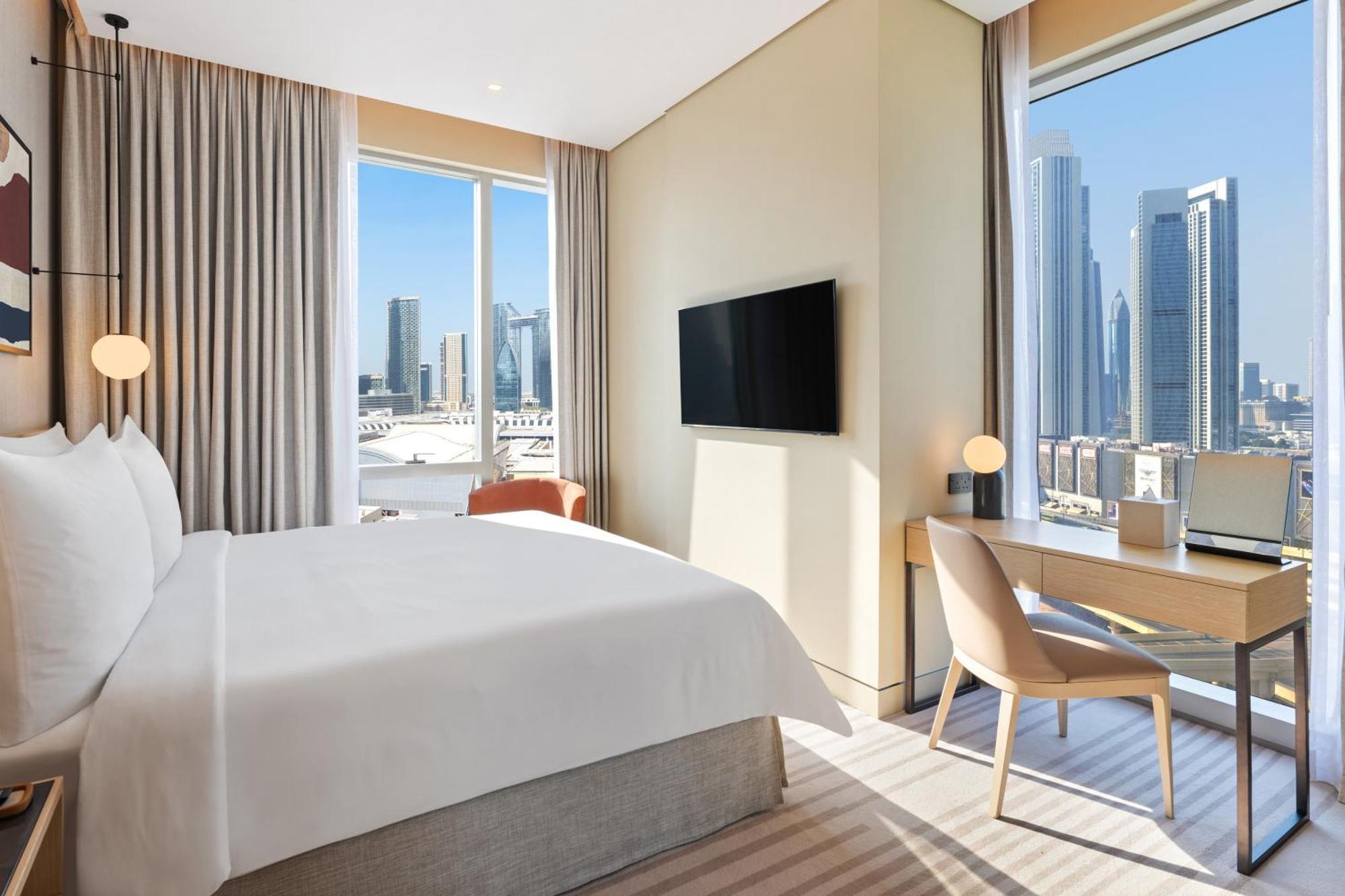 Premier Suite Burj View - Ultimate Staycation with At The Top Tickets Burj Khalifa