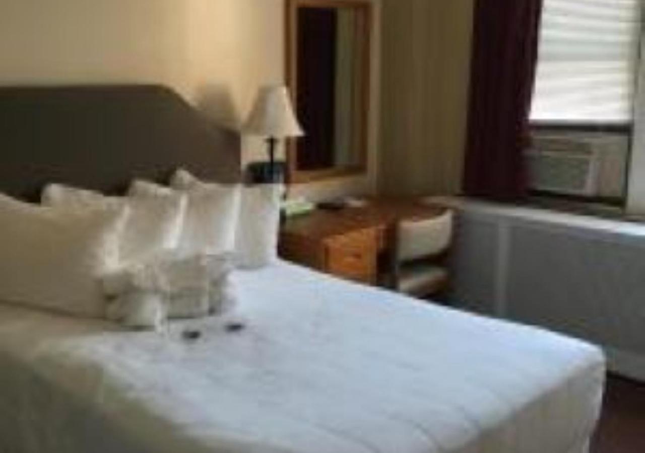 Standard Doppelzimmer mit Gemeinschaftsbad
