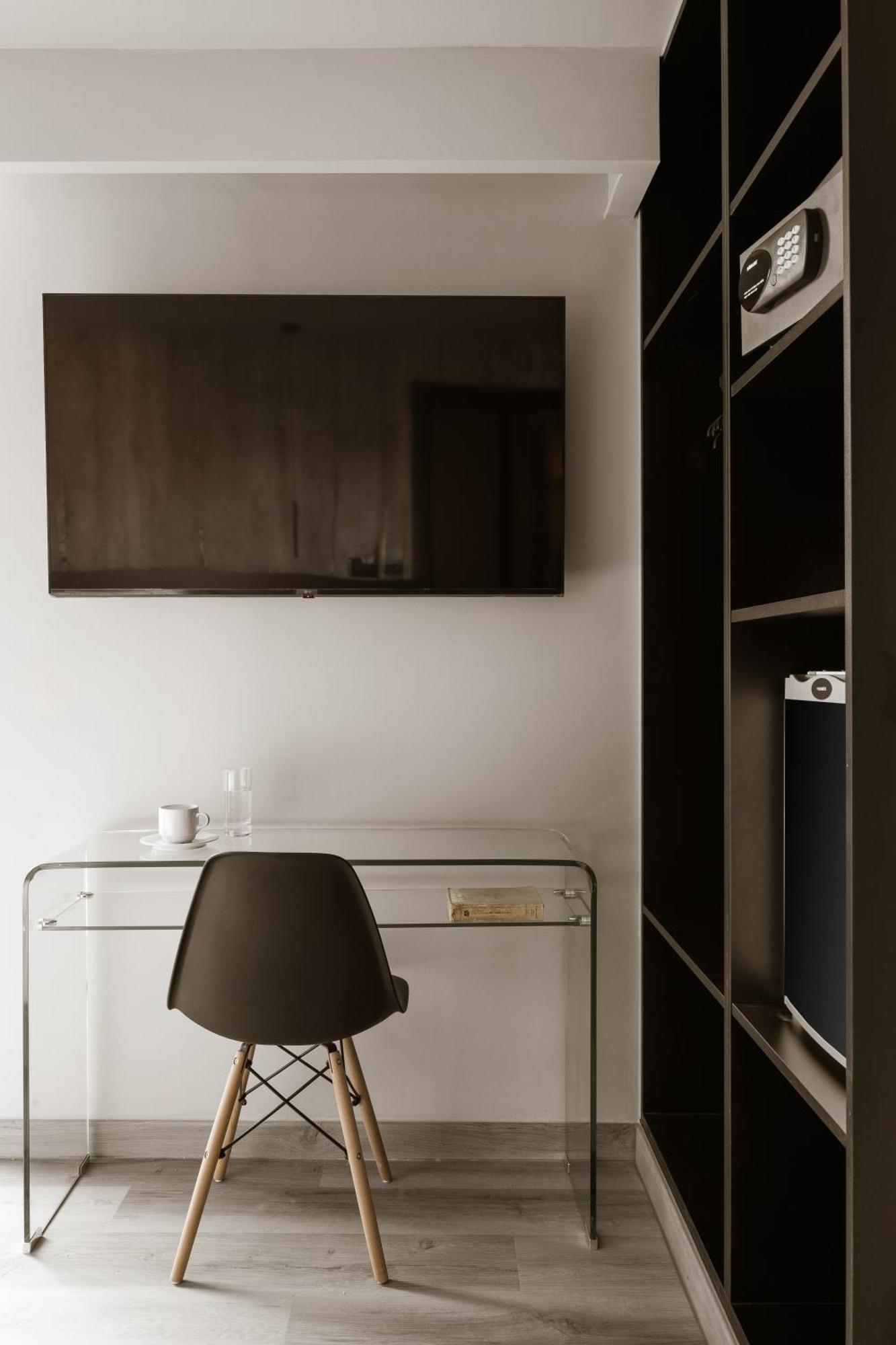 Zweibettzimmer mit Balkon